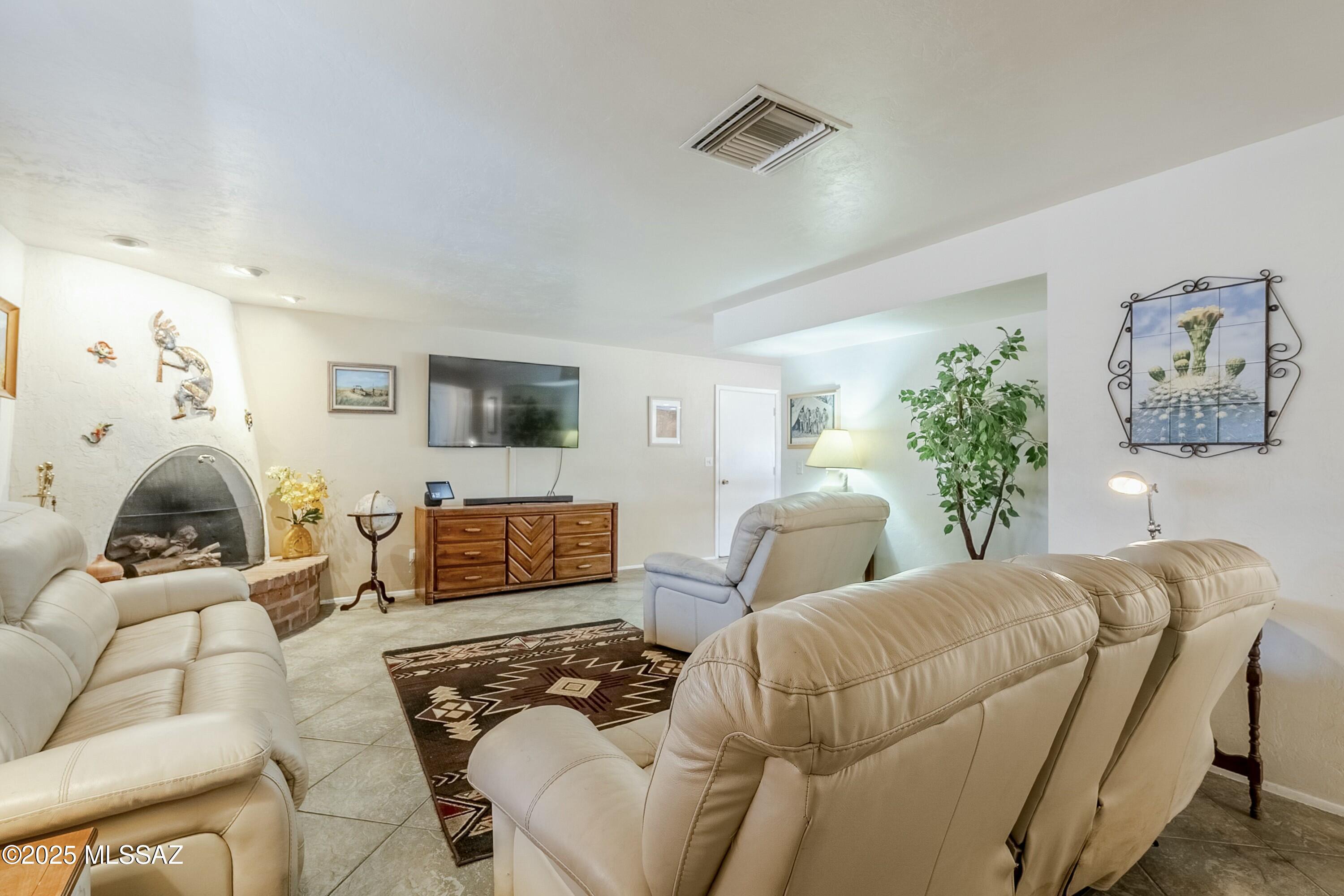 Green Valley Country Club Estates (155-376) - Residential