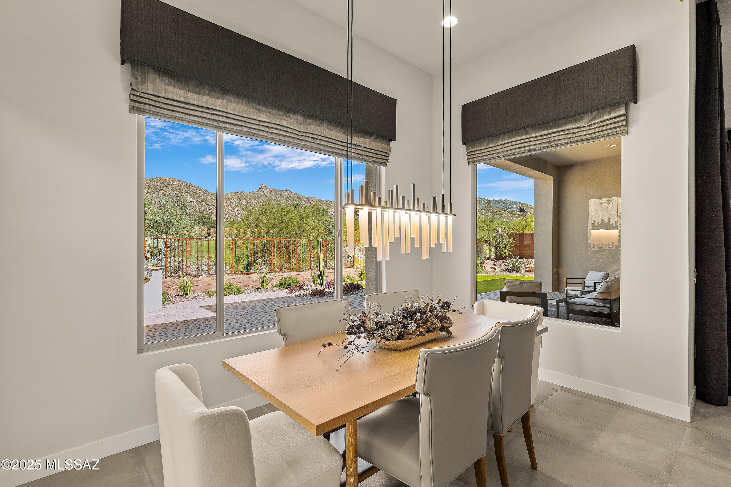 Boulder Bridge Pass III At Dove Mountain SQ20143000307 - Residential
