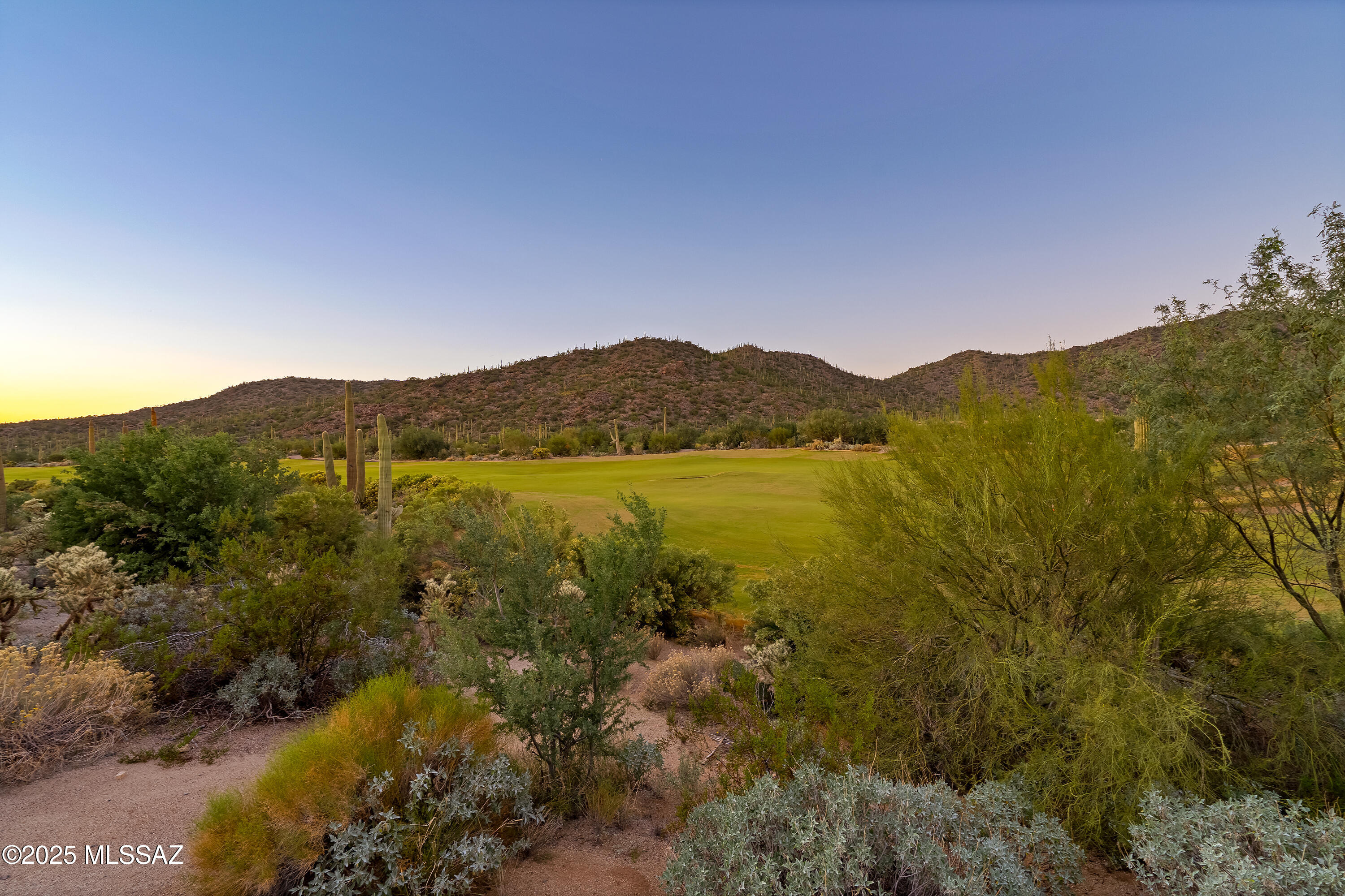 Boulder Bridge Pass III At Dove Mountain SQ20143000307 - Residential