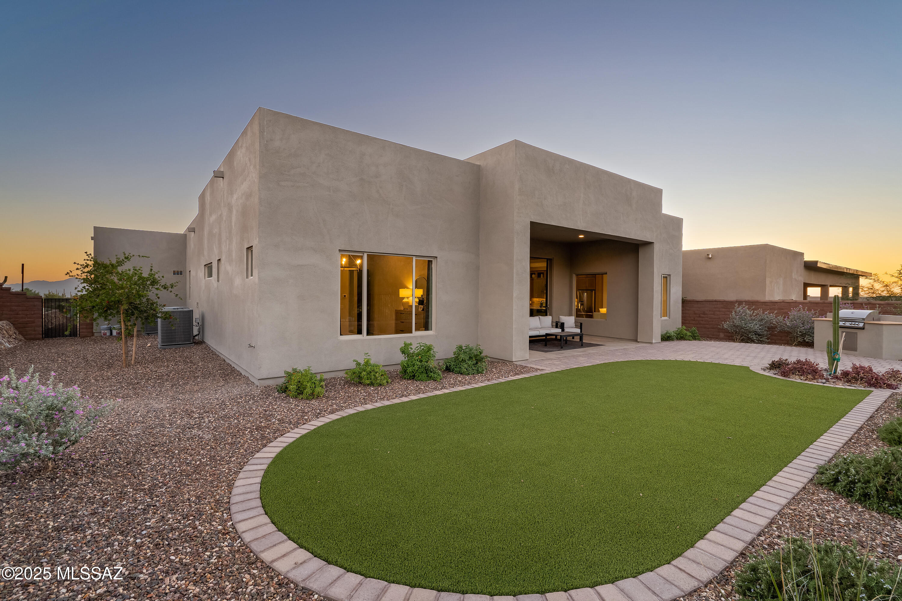 Boulder Bridge Pass III At Dove Mountain SQ20143000307 - Residential