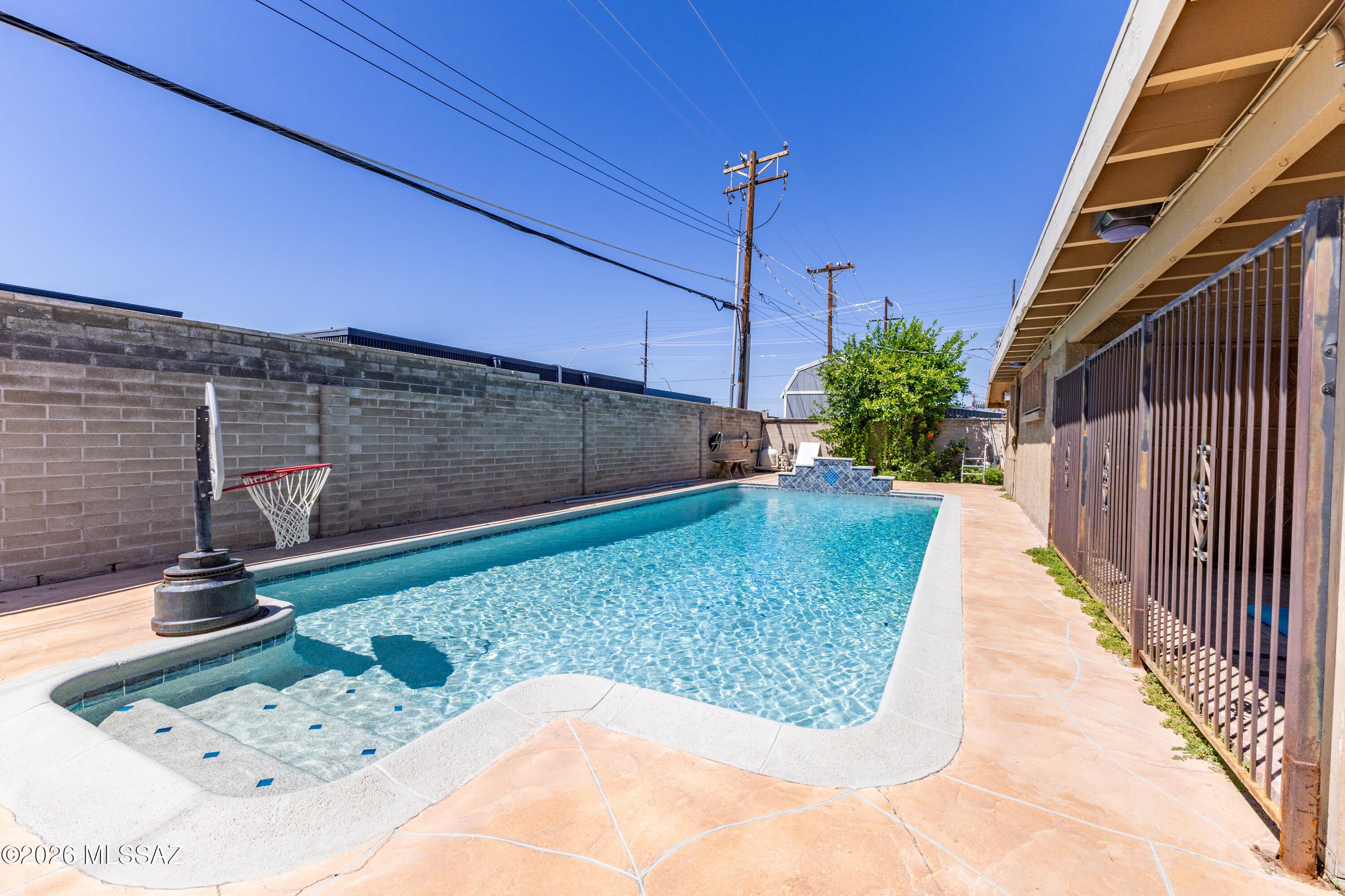 Manana Grande - Residential
