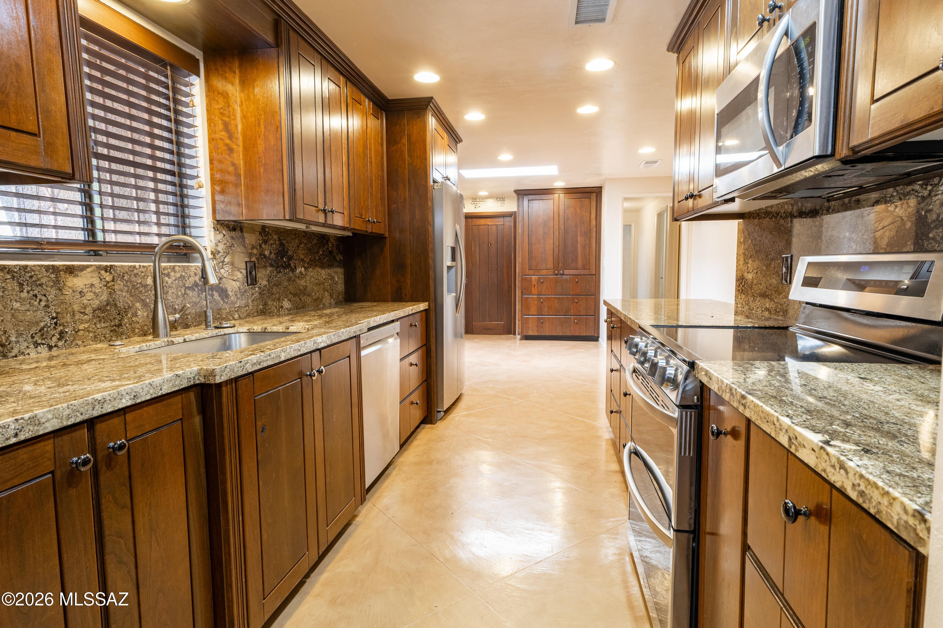 Manana Grande - Residential