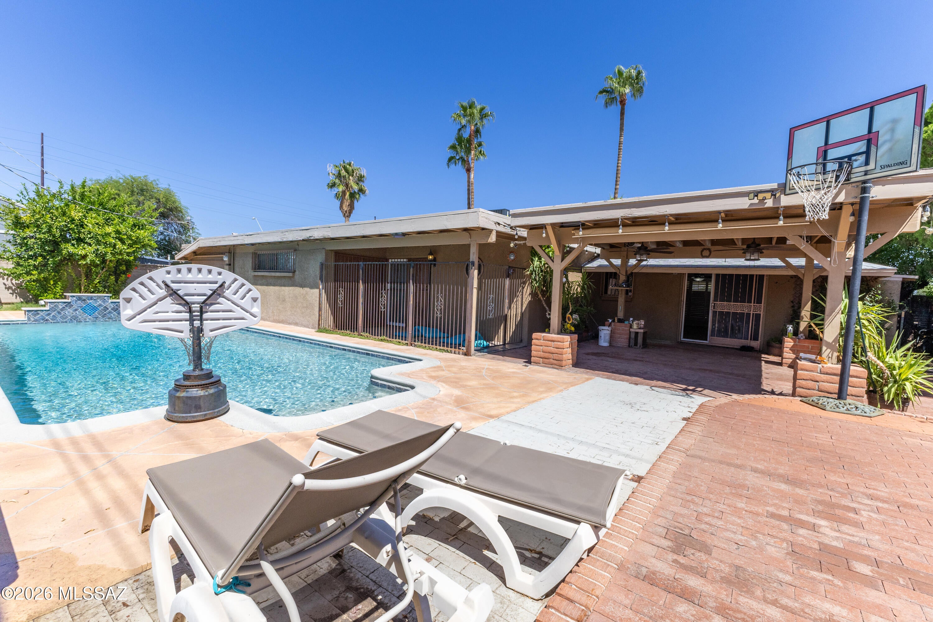 Manana Grande - Residential