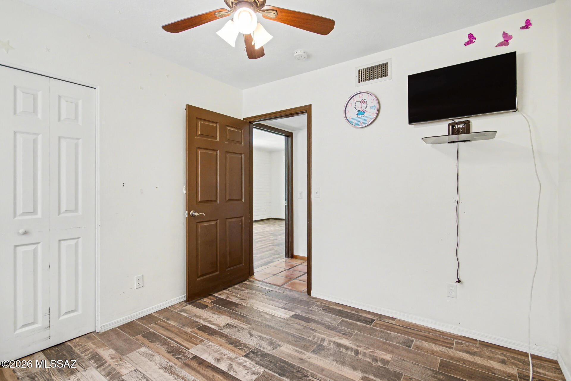Broadway East (254-390) - Residential