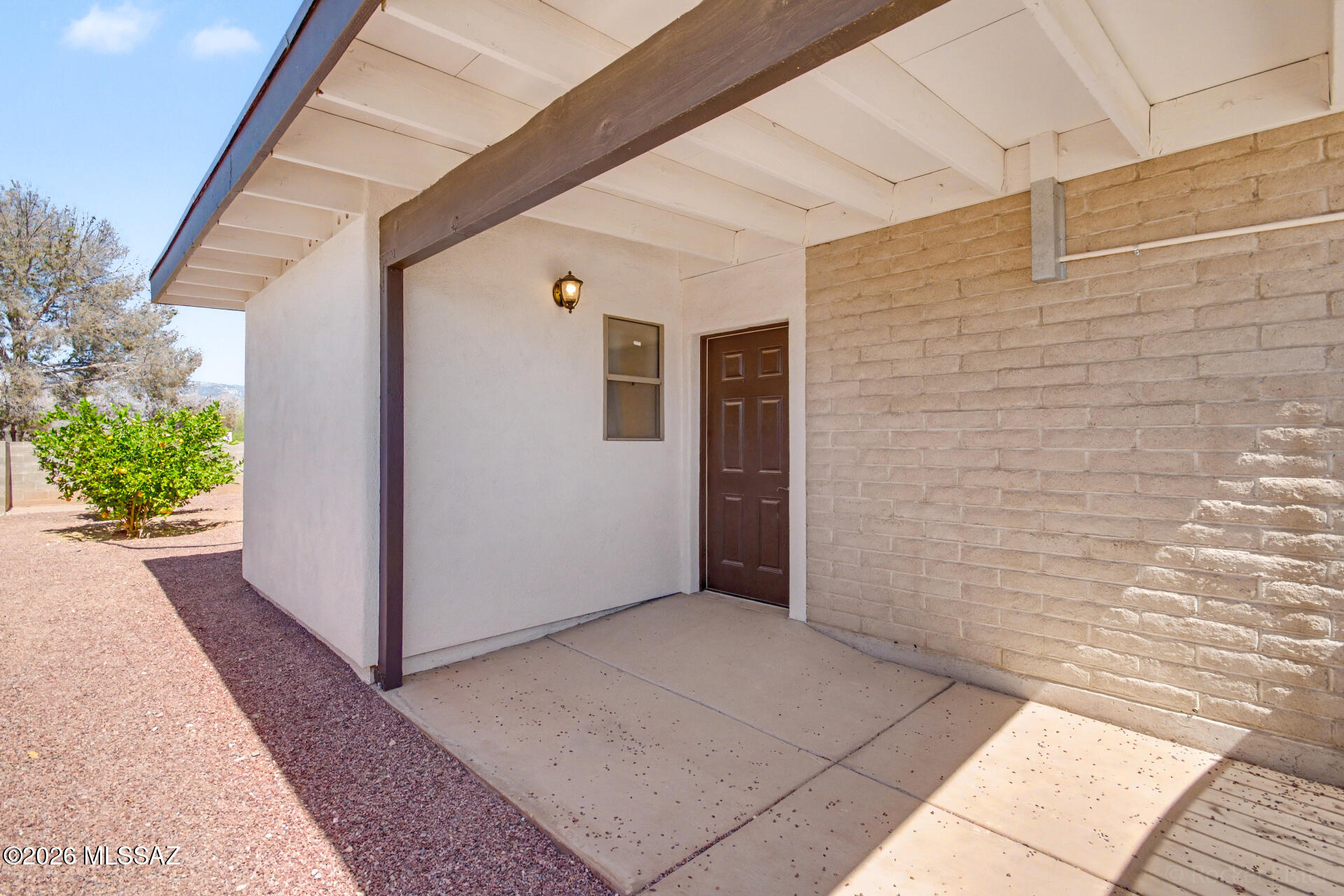 Broadway East (254-390) - Residential