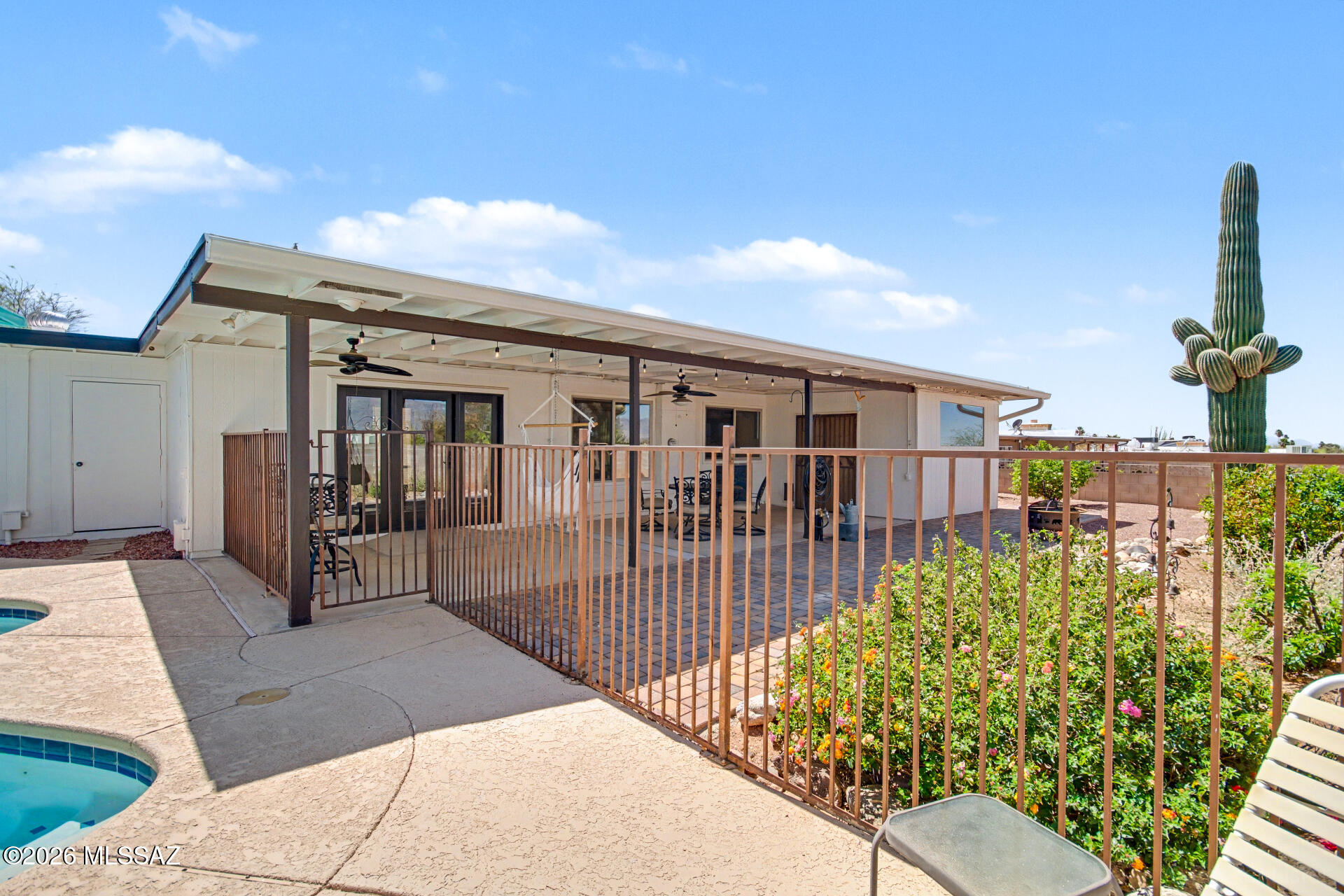 Broadway East (254-390) - Residential