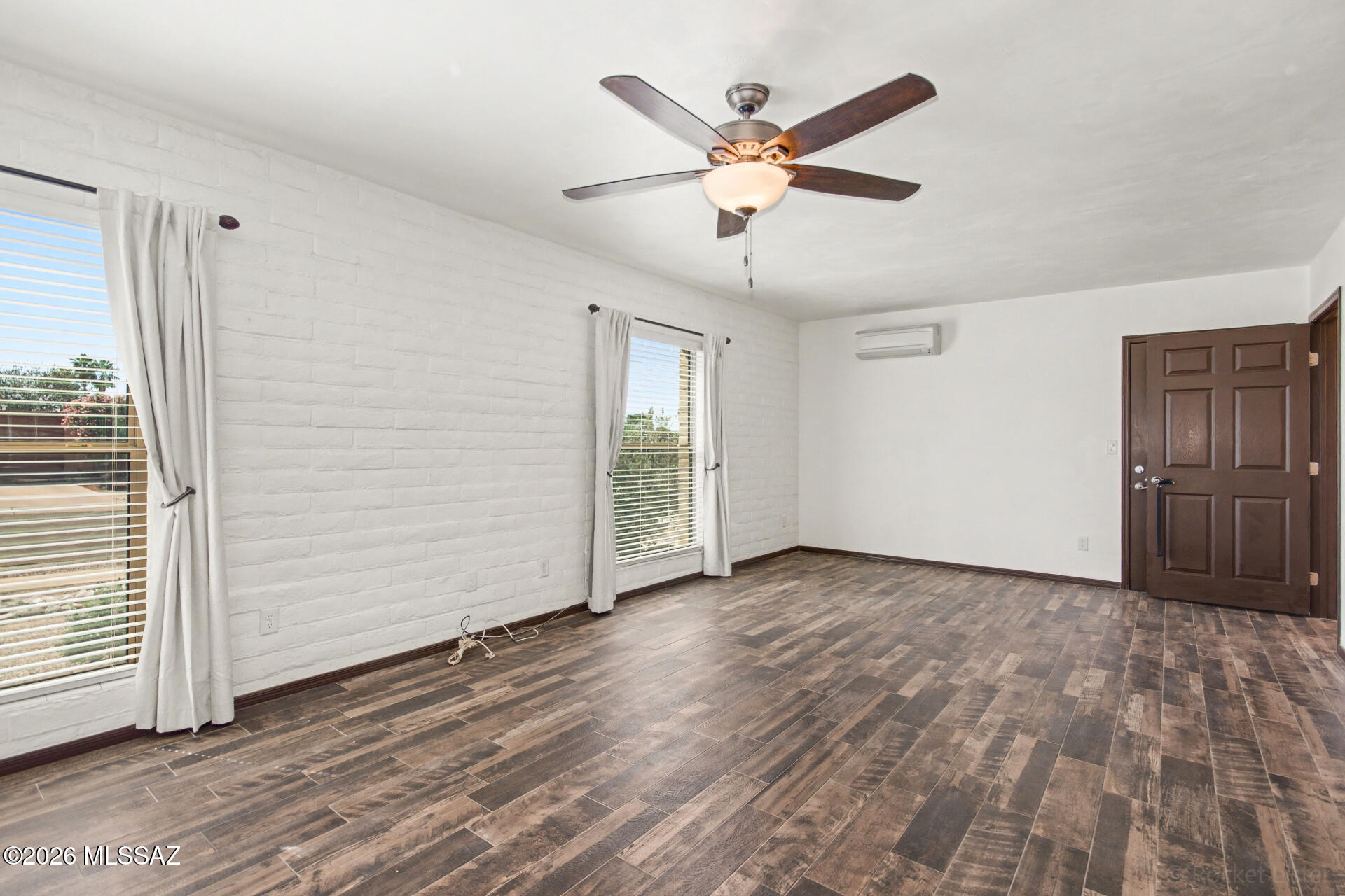 Broadway East (254-390) - Residential