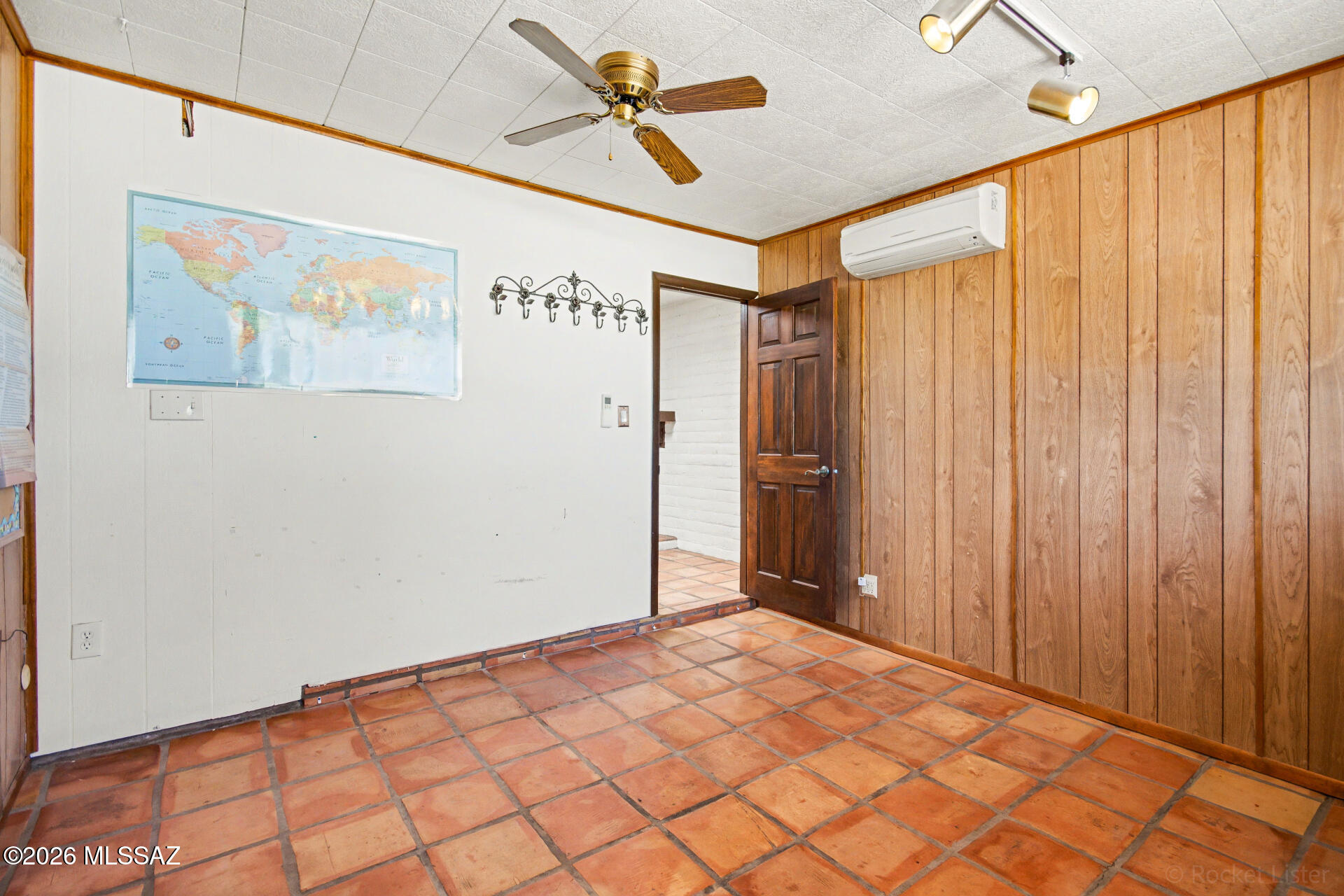 Broadway East (254-390) - Residential