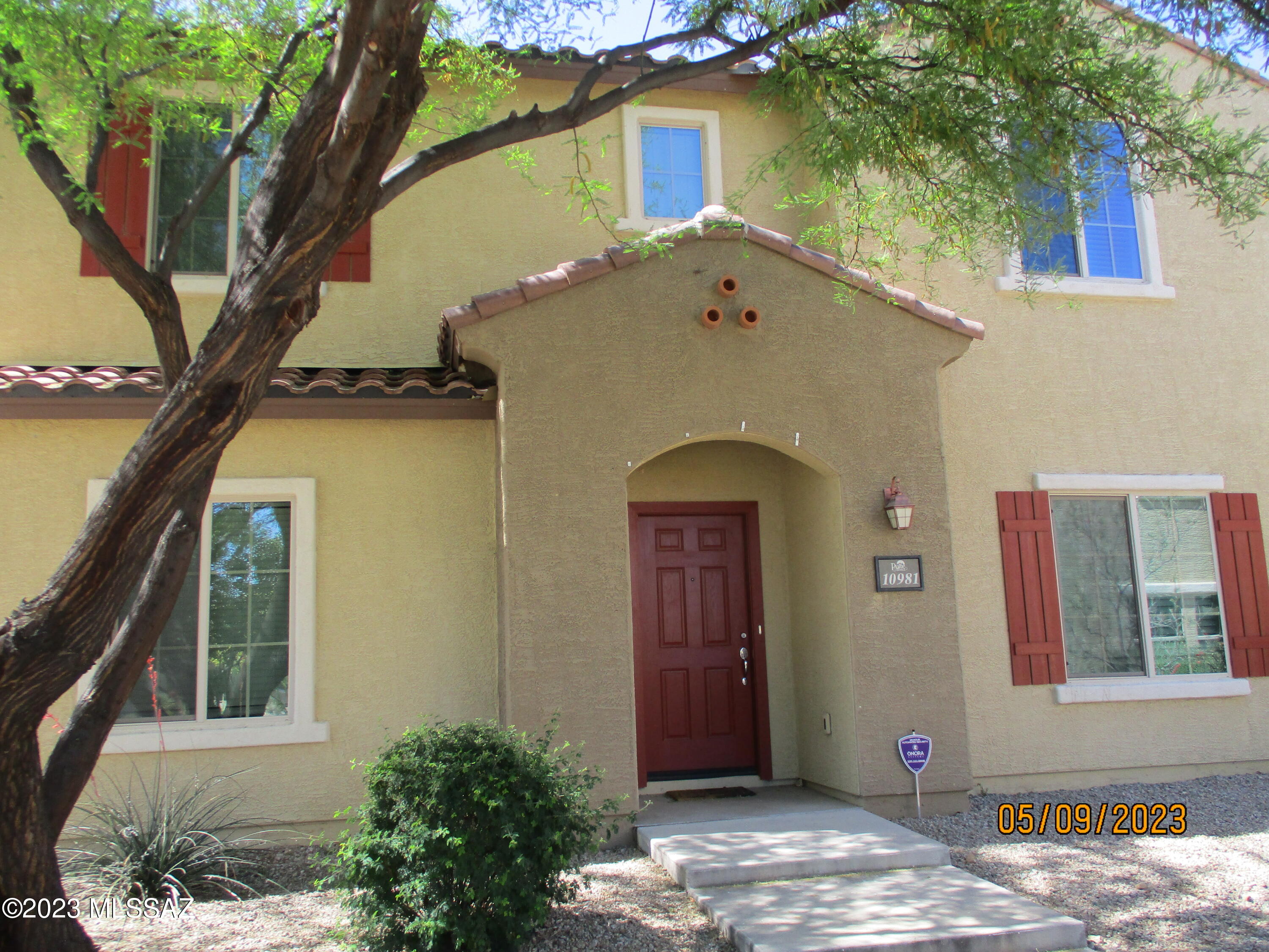 Gorgeous 4 bed/3 bath home in the Vail School district, Living room offers triple pane sliders for that indoor/outdoor feel, Kitchen has updated  & extended cabinetry and granite counter tops, SS Appliances, Large den/bonus room with bookshelves, Huge Primary Bedroom with its own thermostat and large walk in closet, Backyard is landscaped with pavers and artificial turf plus a beautiful pergola, Front Yard is taken care by the HOA, Close to everything in Tucson and Vail area,