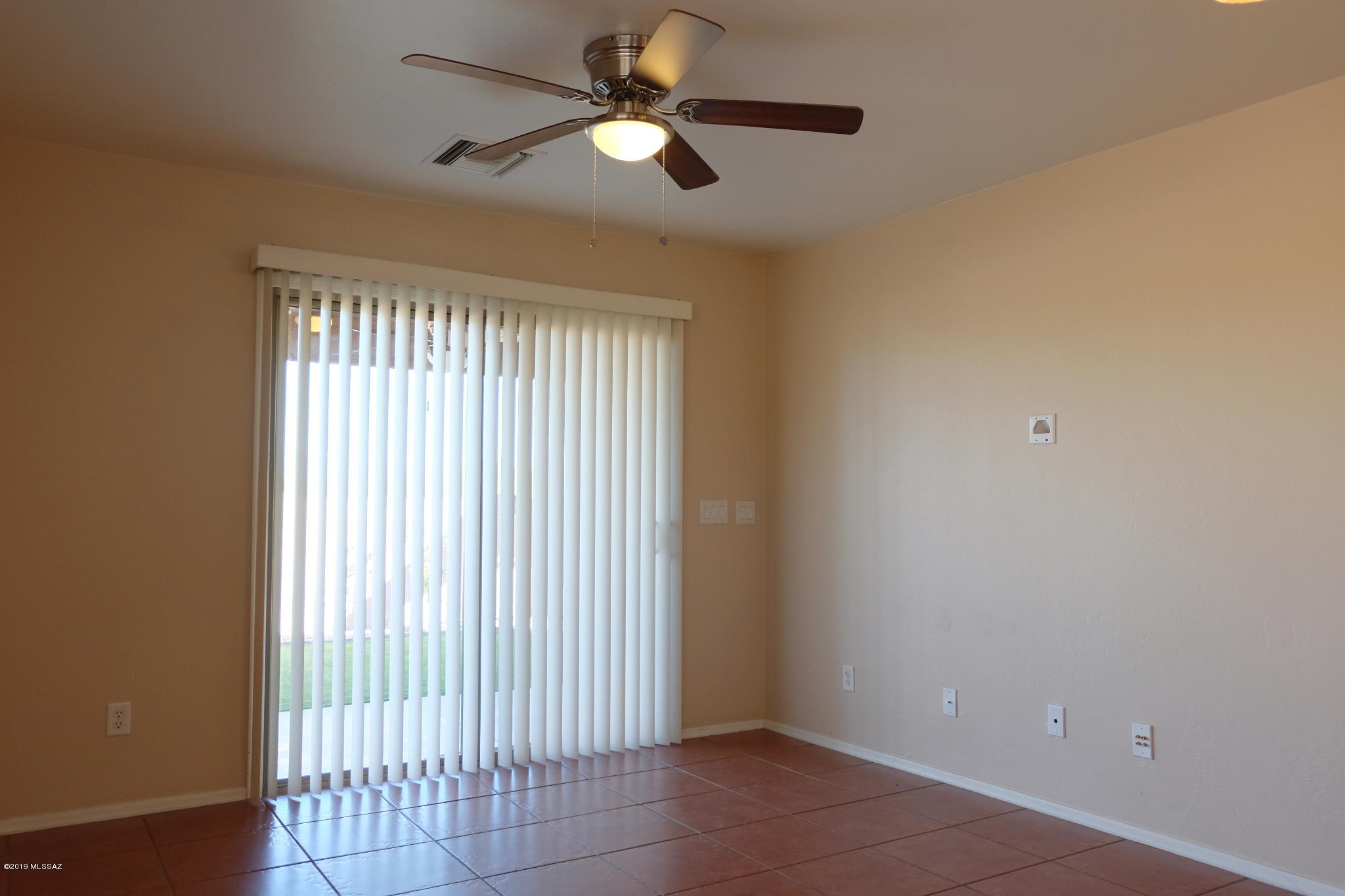 Valencia Reserve South (1-315) - Residential Lease