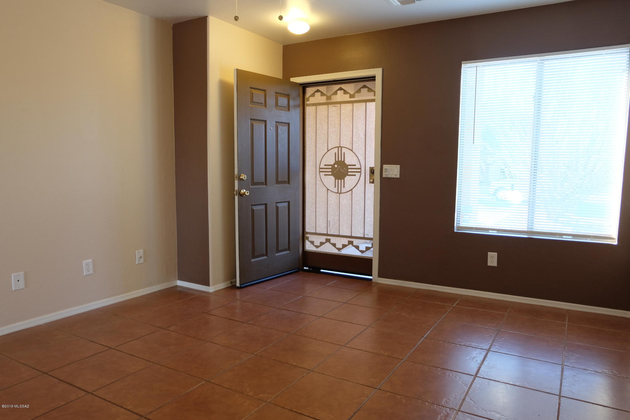 Valencia Reserve South (1-315) - Residential Lease