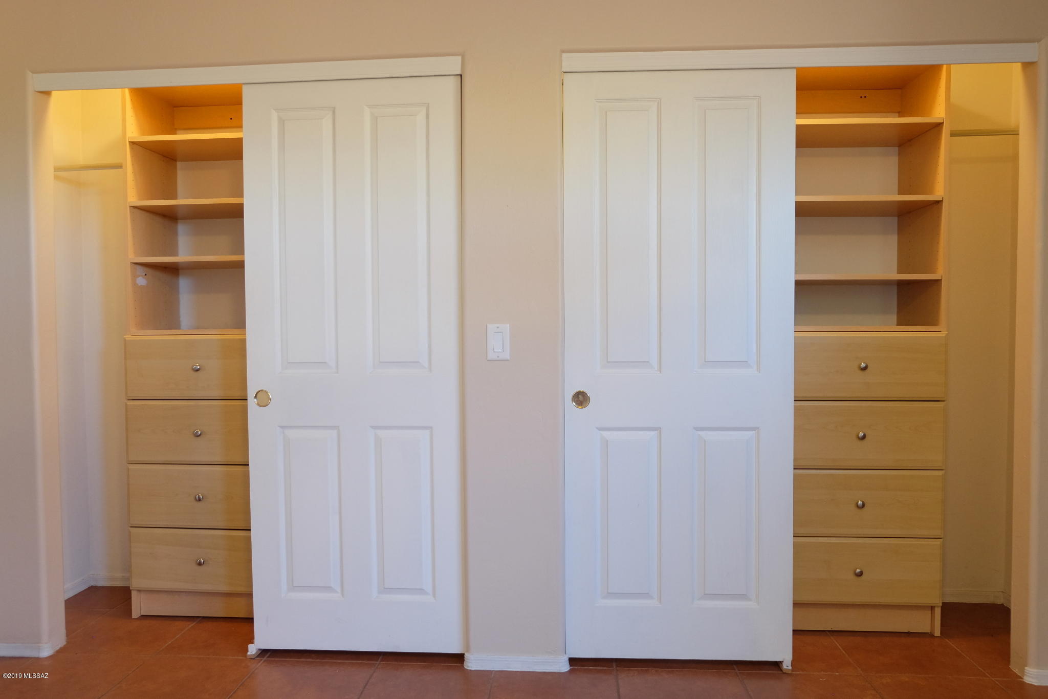 Valencia Reserve South (1-315) - Residential Lease