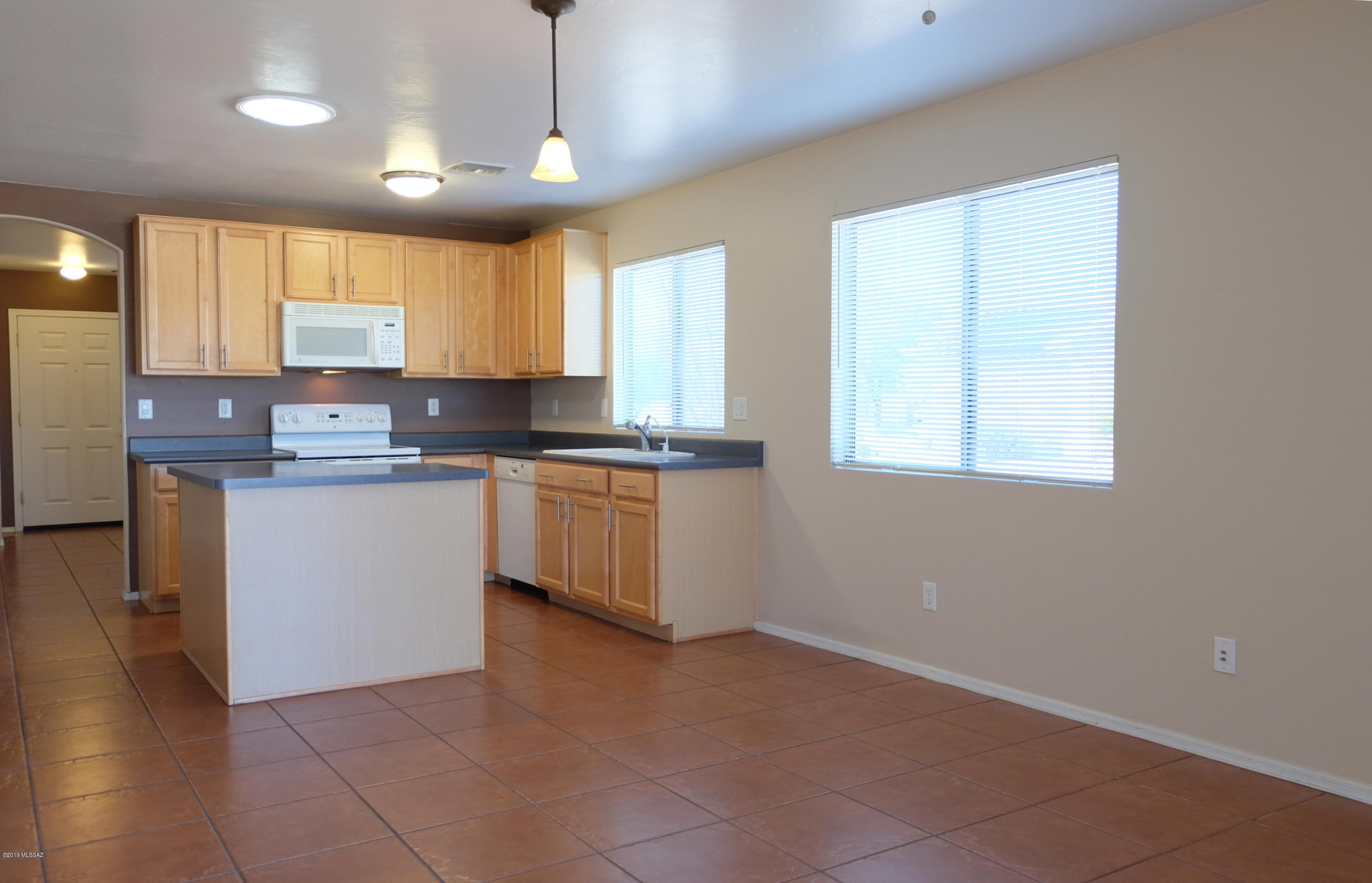 Valencia Reserve South (1-315) - Residential Lease