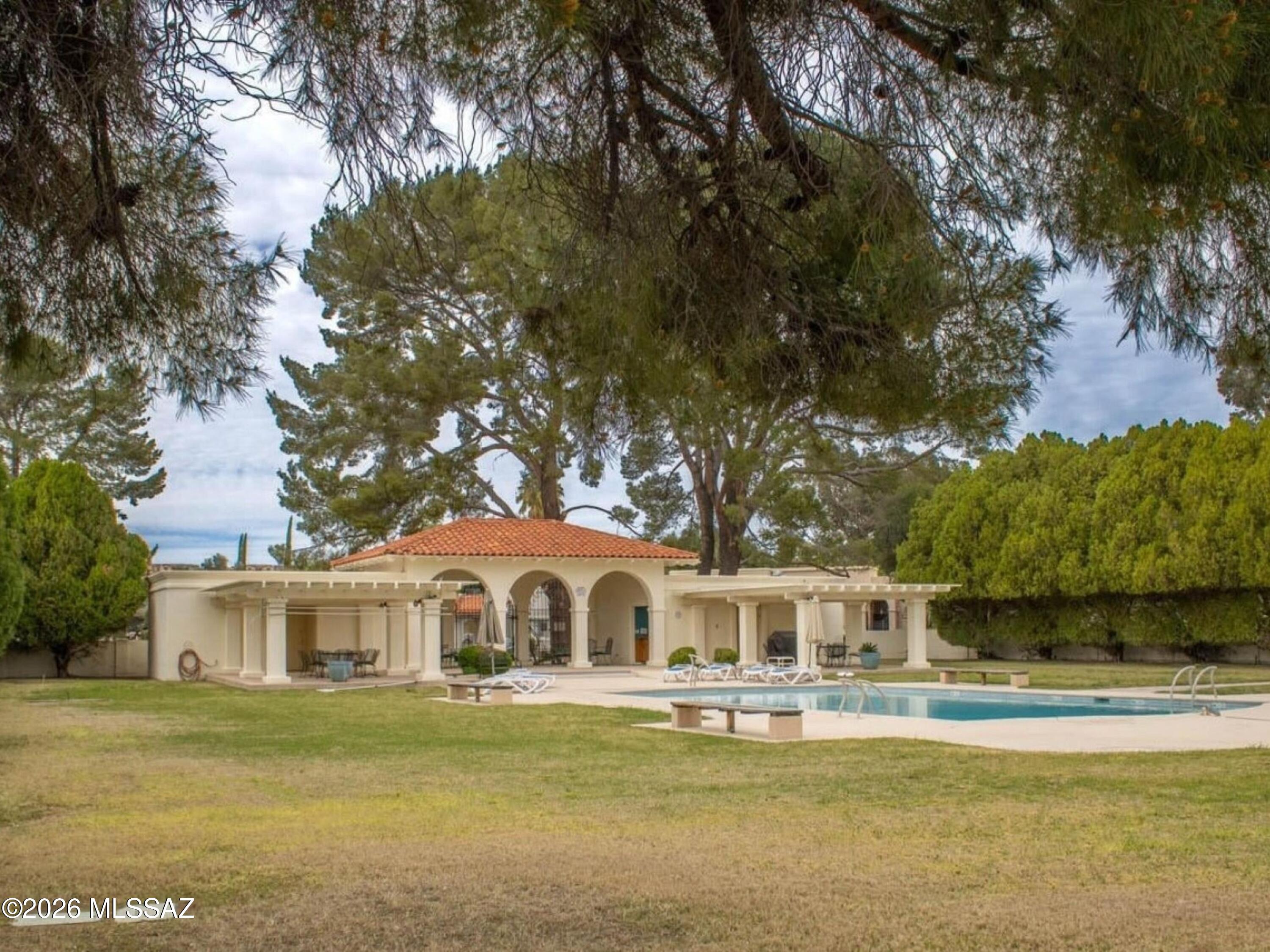 Casas De Oro(1-2) - Residential