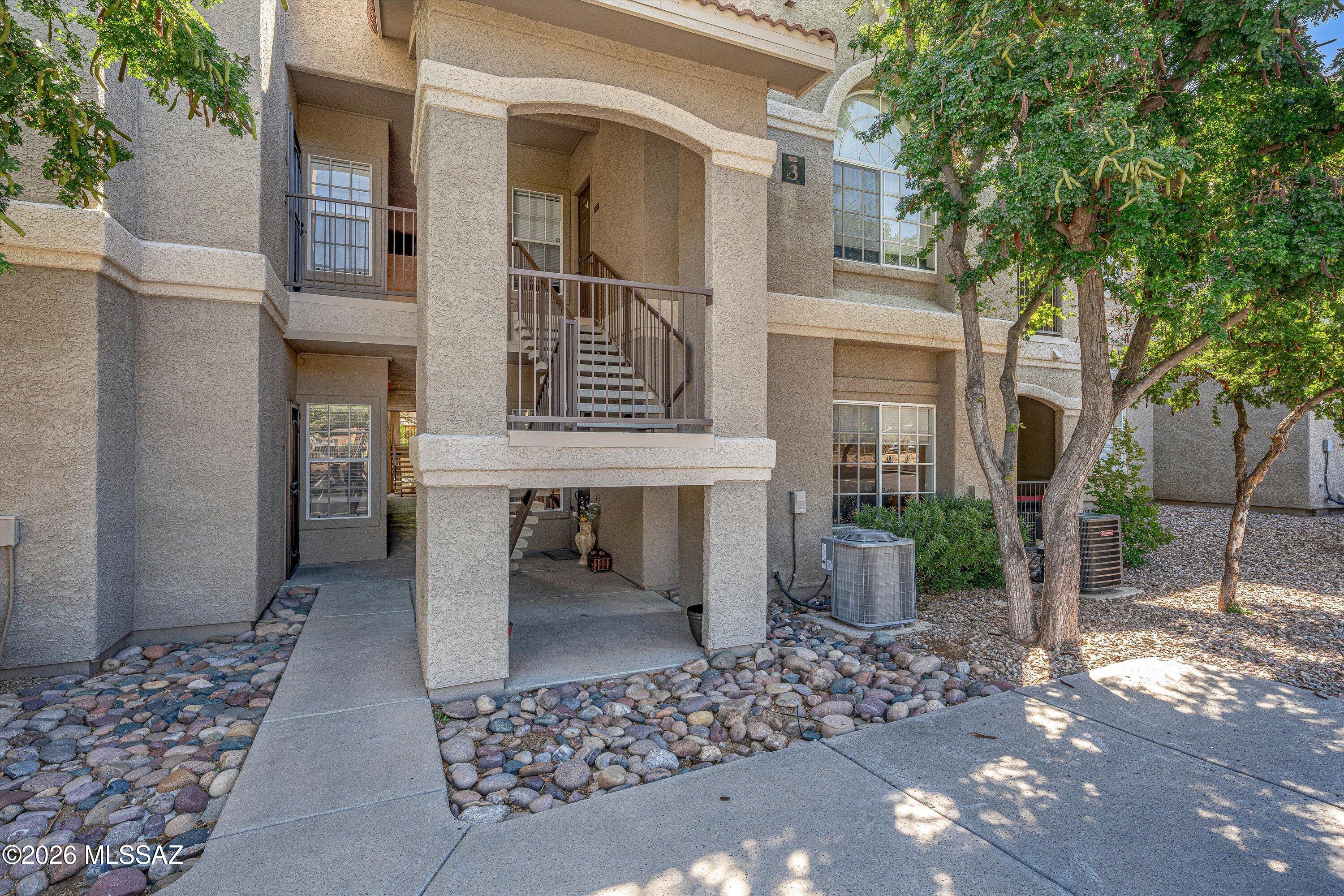 The Boulders at La Reserve Condominiums - Residential