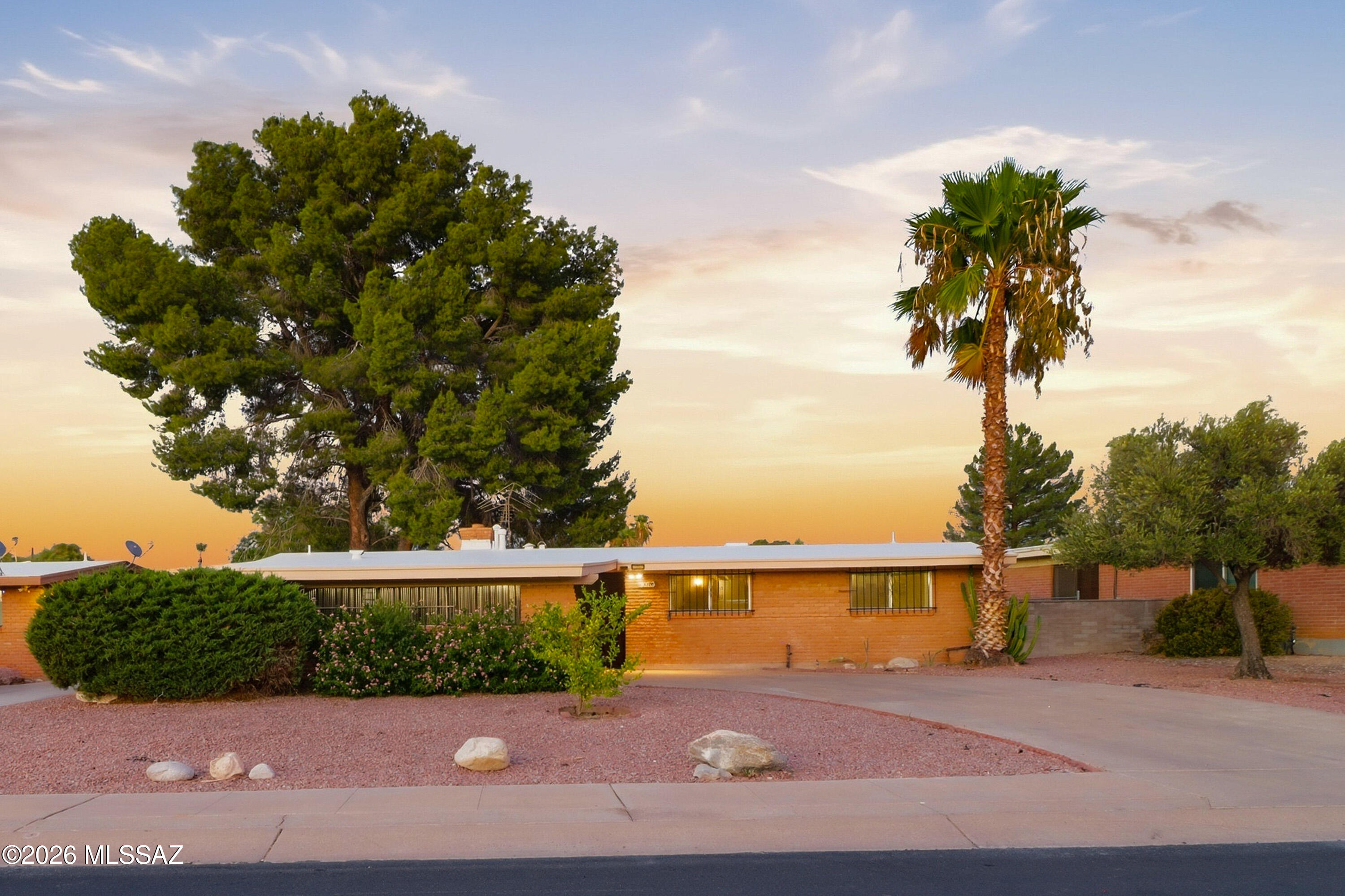 Rolling Hills - Residential