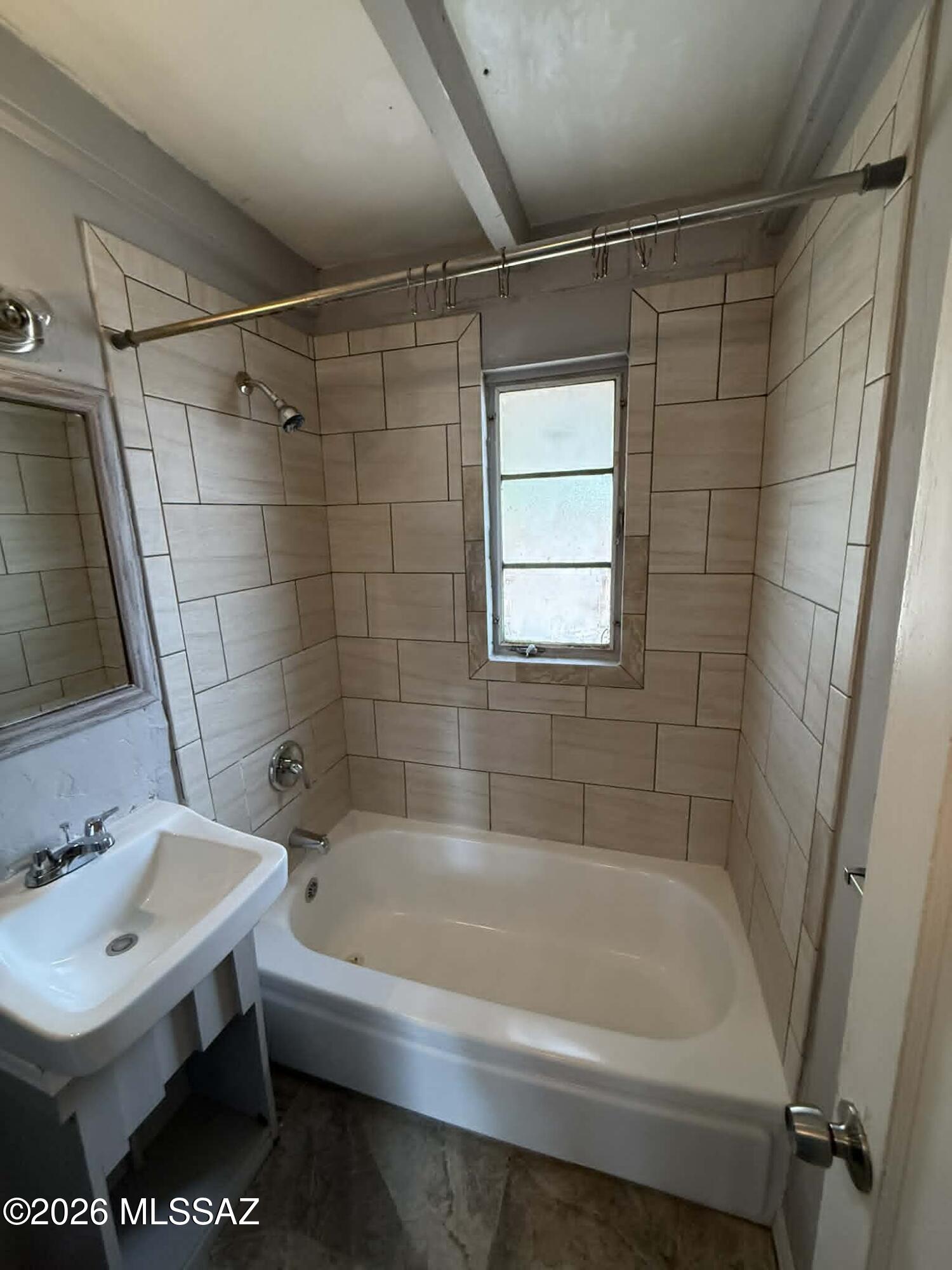 Alvernon Addition - Residential Lease