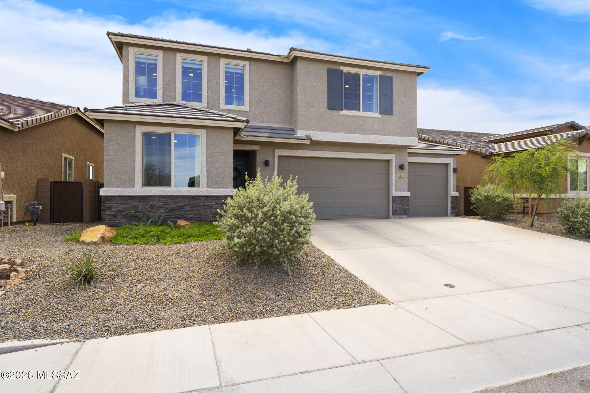 Gladden Farms Block 33 - Residential Lease