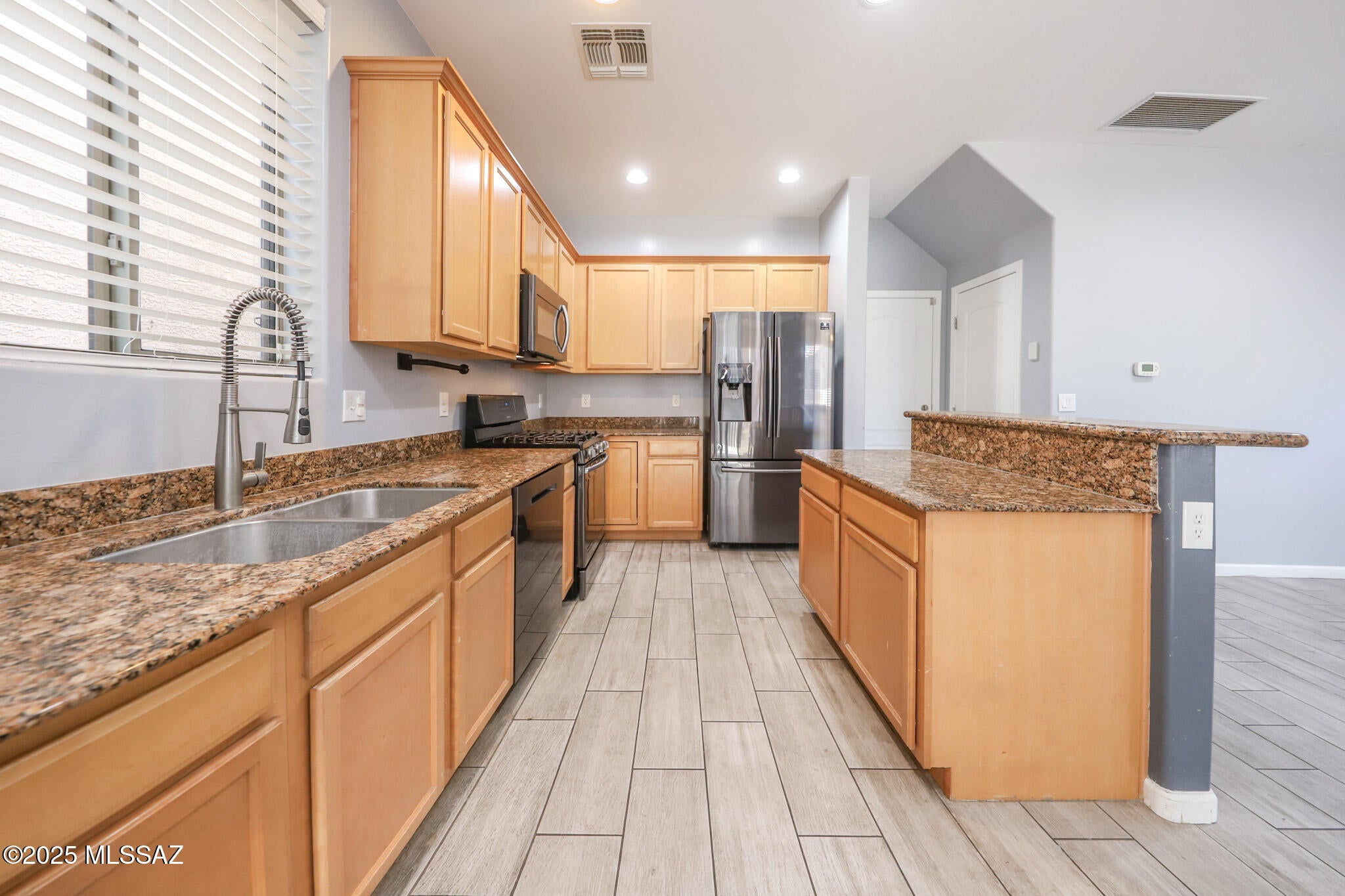 Riverside Crossing (1-133) - Residential Lease