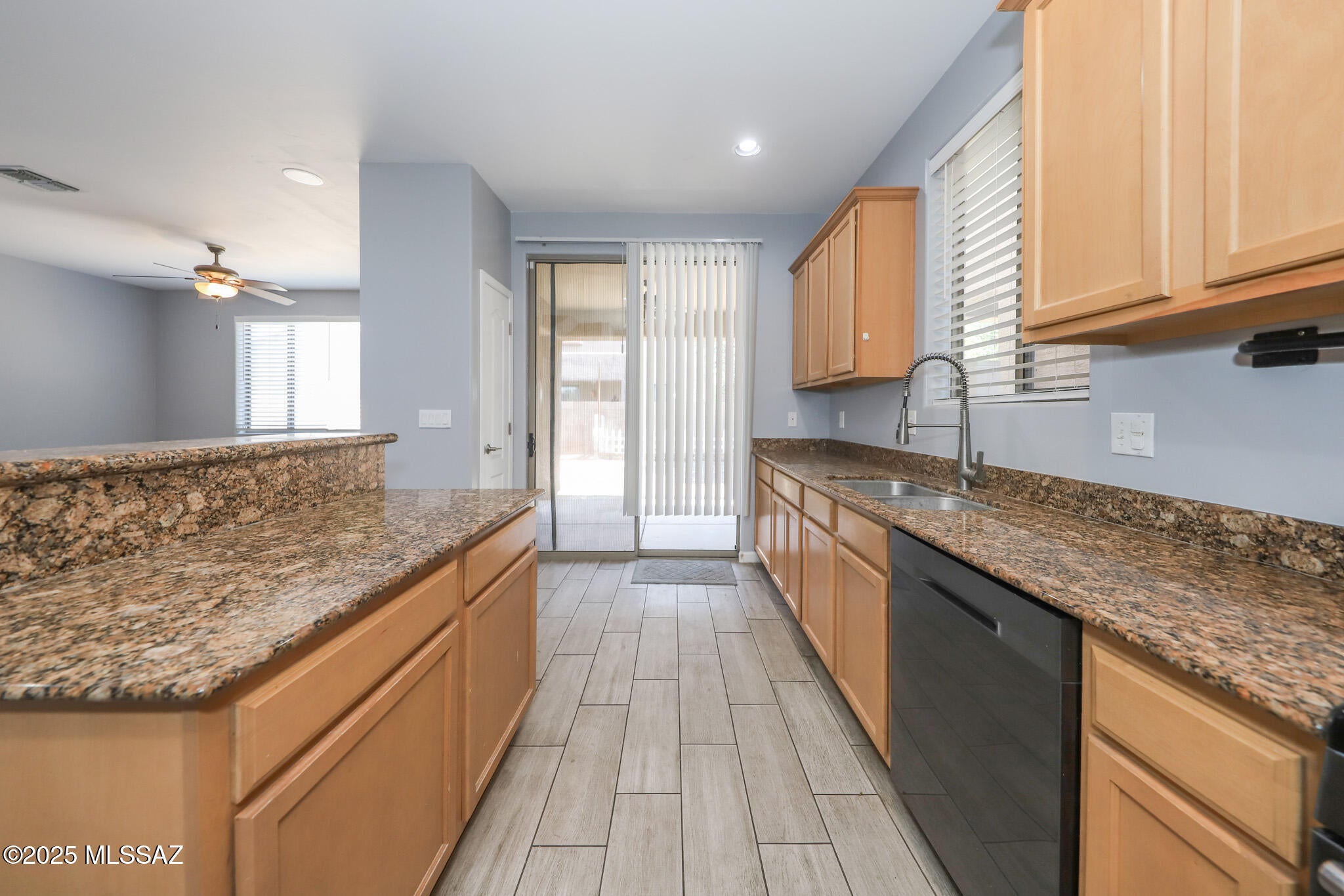 Riverside Crossing (1-133) - Residential Lease