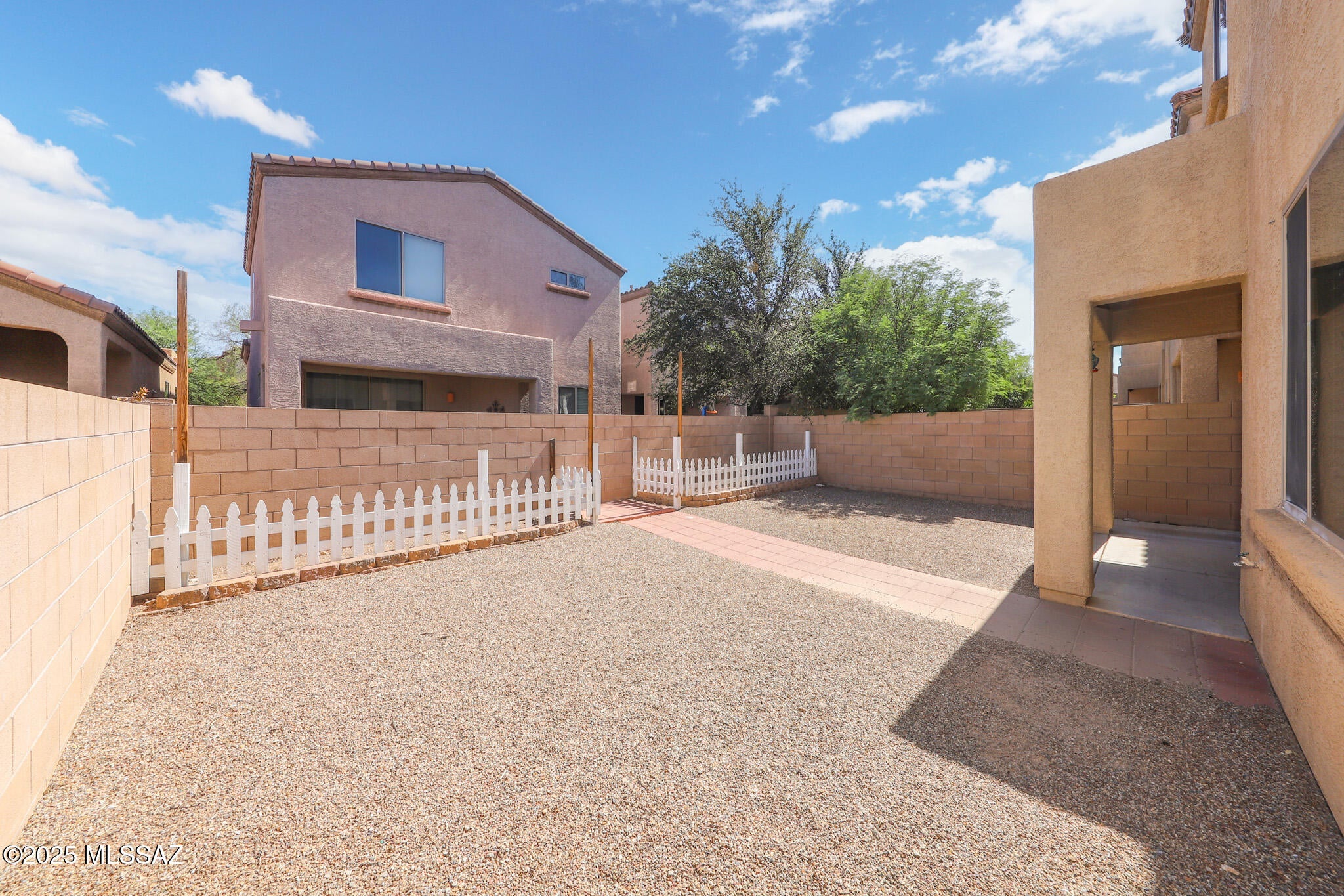 Riverside Crossing (1-133) - Residential Lease