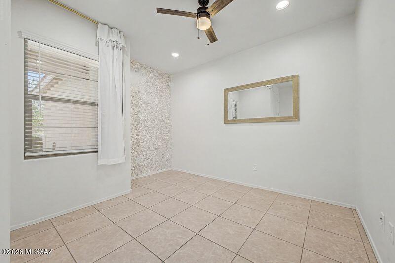 Rancho Del Lago (1-100) - Residential Lease