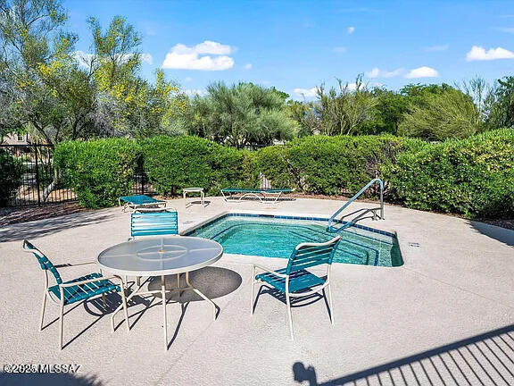 Vistoso Golf Casitas (101-126, 201-226) - Residential Lease