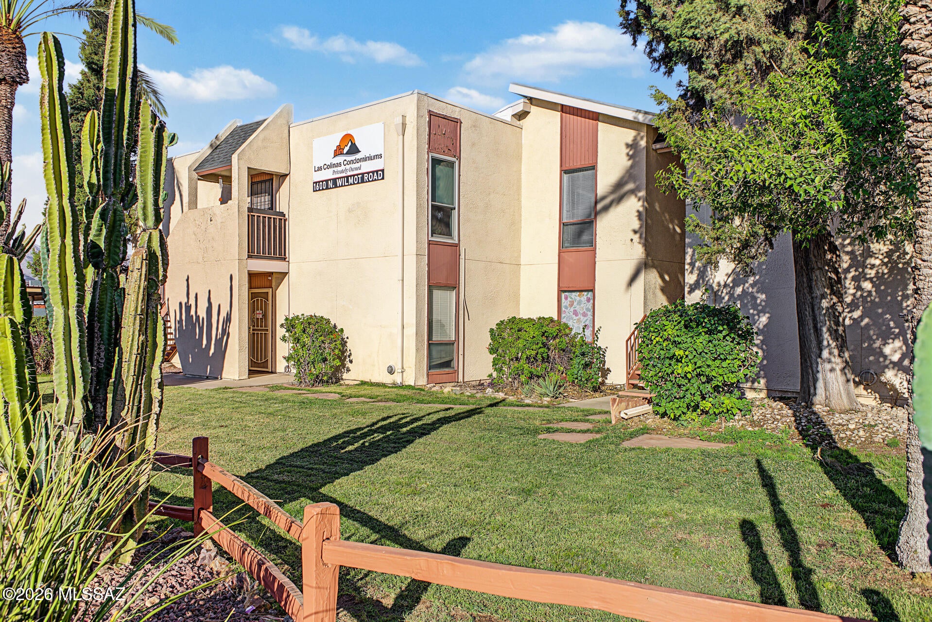 Las Colinas Condominiums - Residential