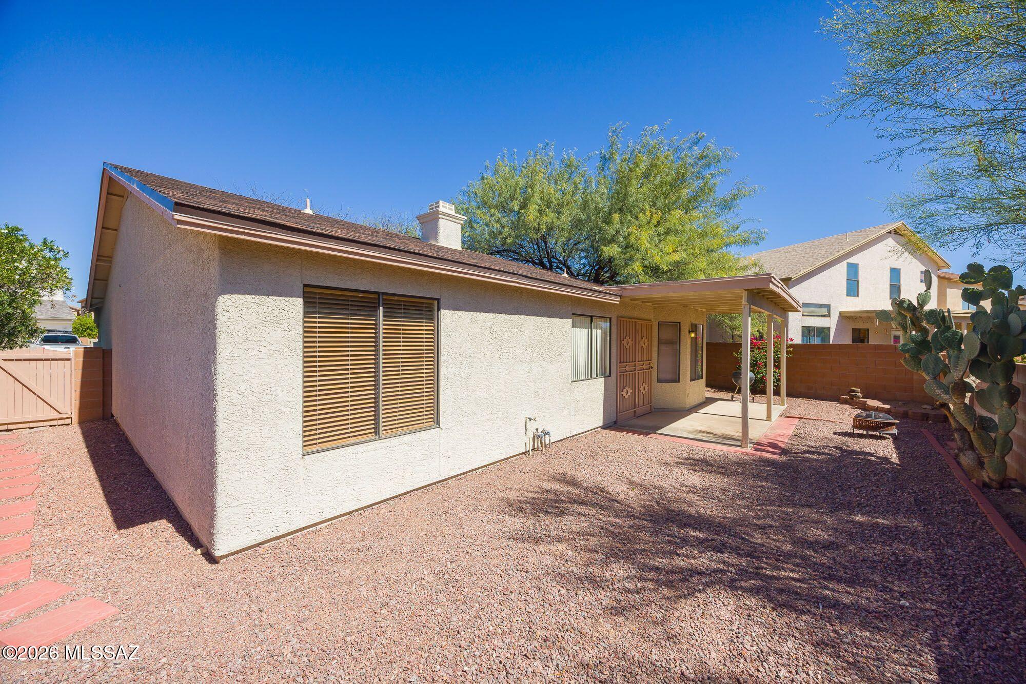 Country Club(1-221) - Residential