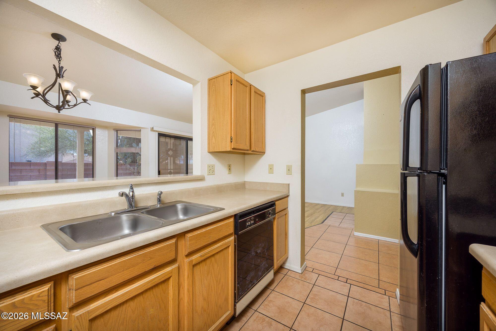 Country Club(1-221) - Residential