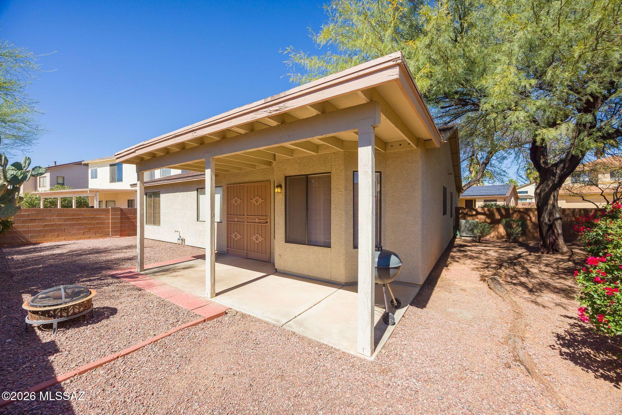 Country Club(1-221) - Residential