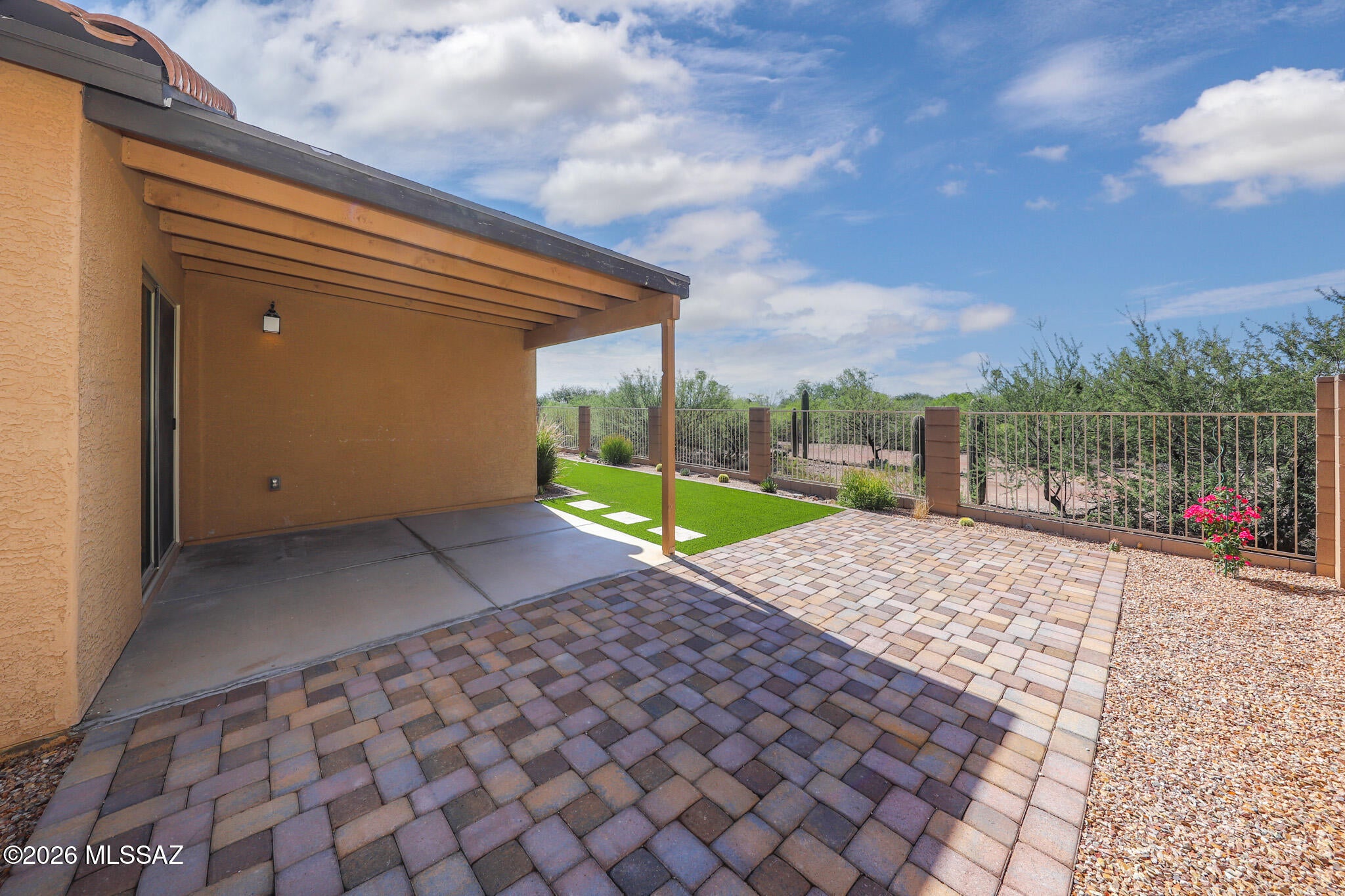 Dakota Vista - Residential Lease