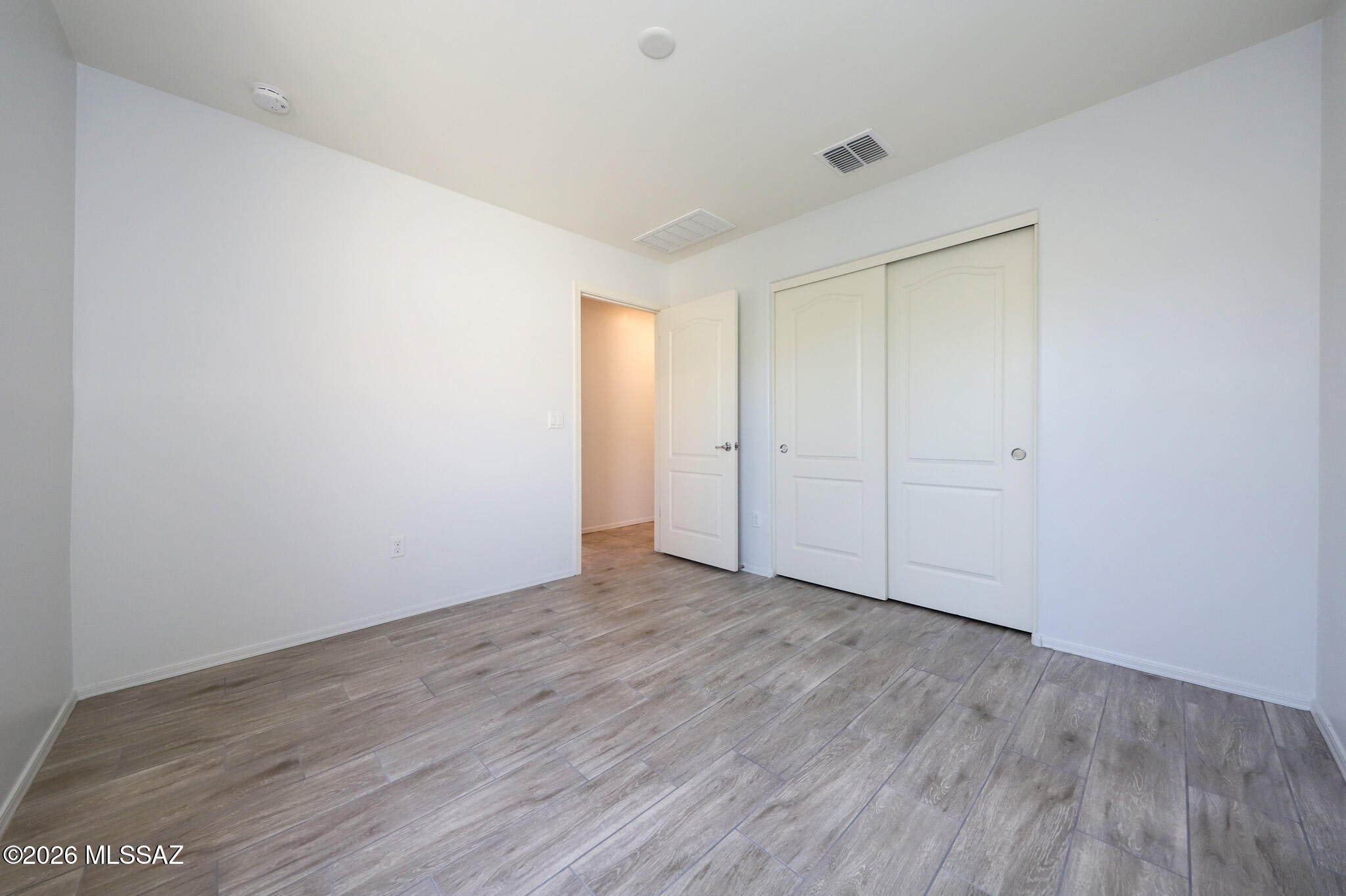 Dakota Vista - Residential Lease