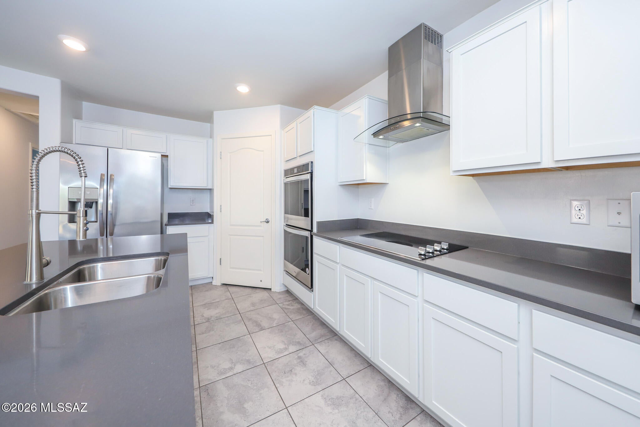 Dakota Vista - Residential Lease