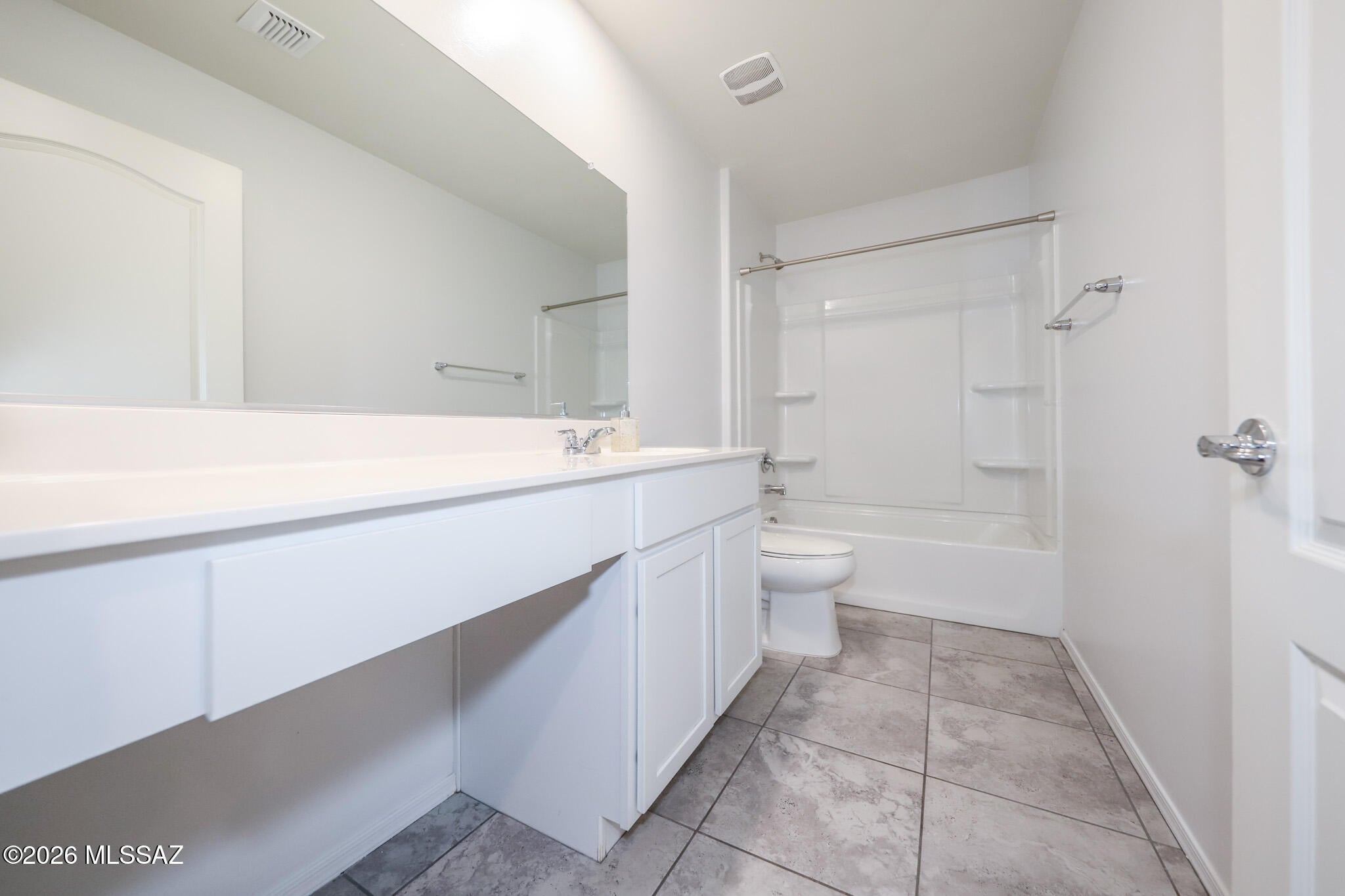 Dakota Vista - Residential Lease