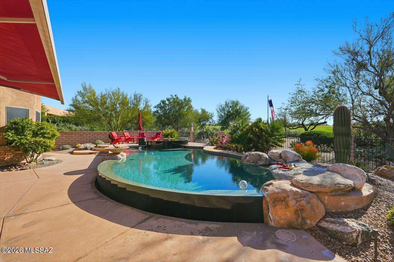 Dos Lagos at Dove Mountain (1-91) - Residential