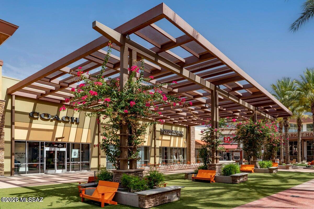 De Anza - Residential