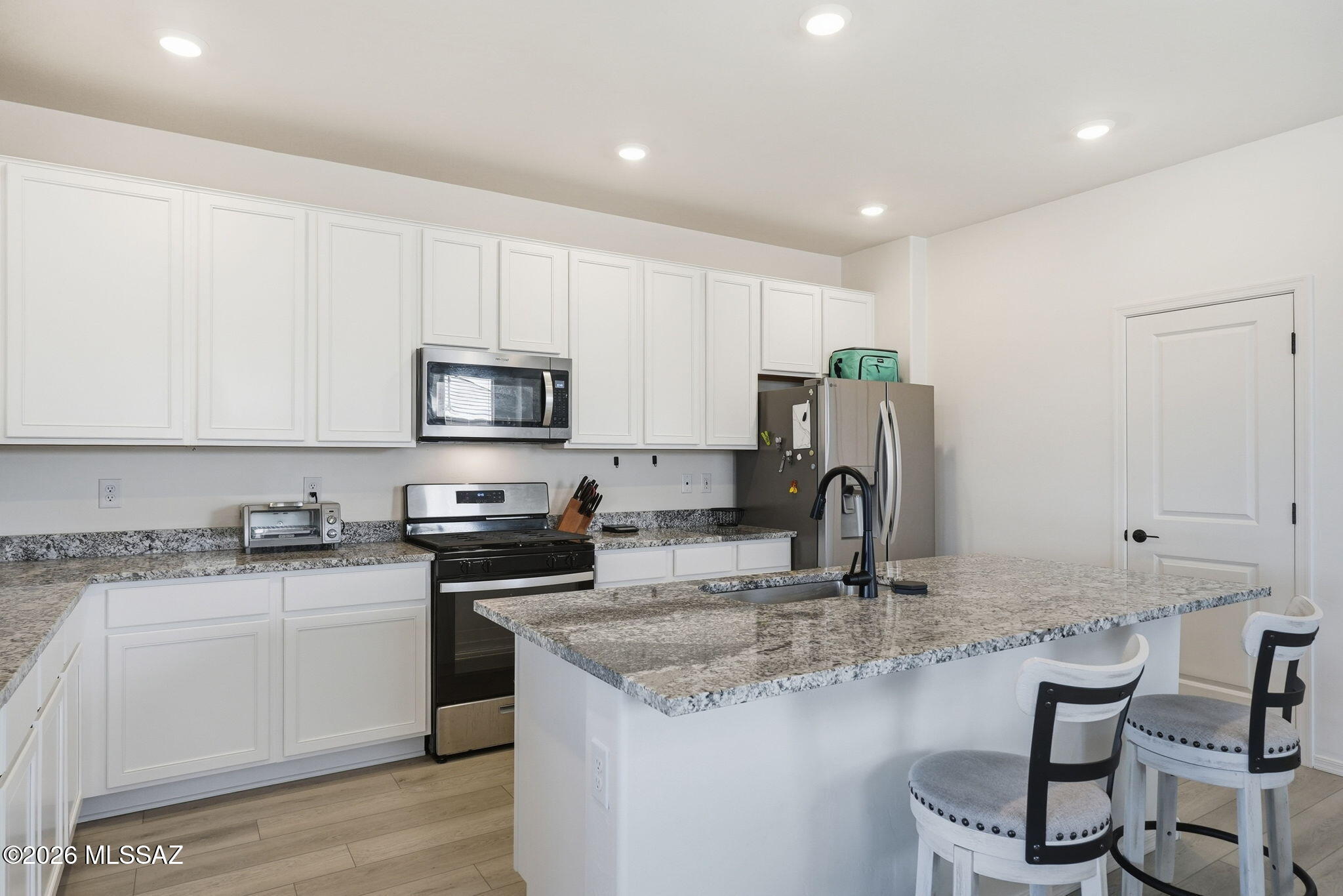 De Anza - Residential