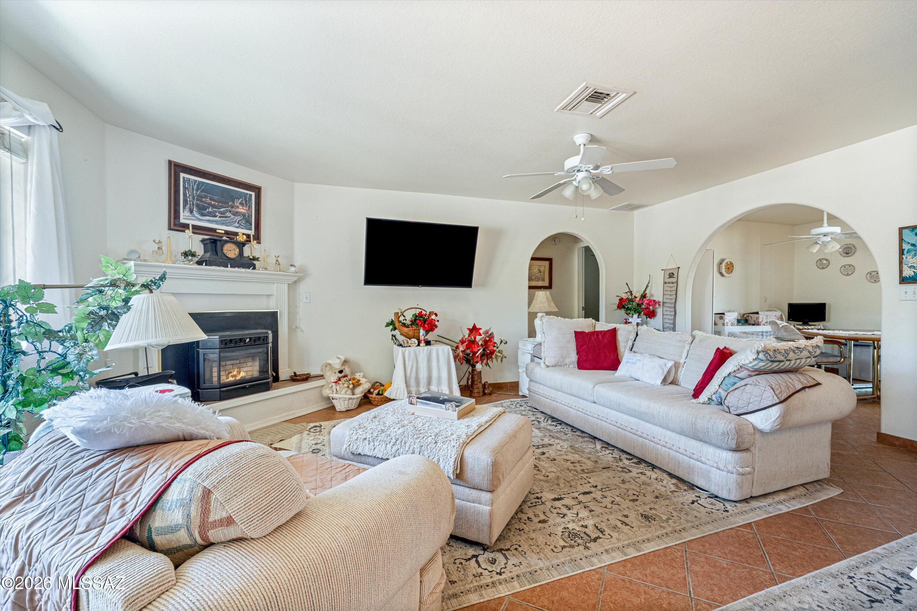 Twin Lakes (1-148) - Residential
