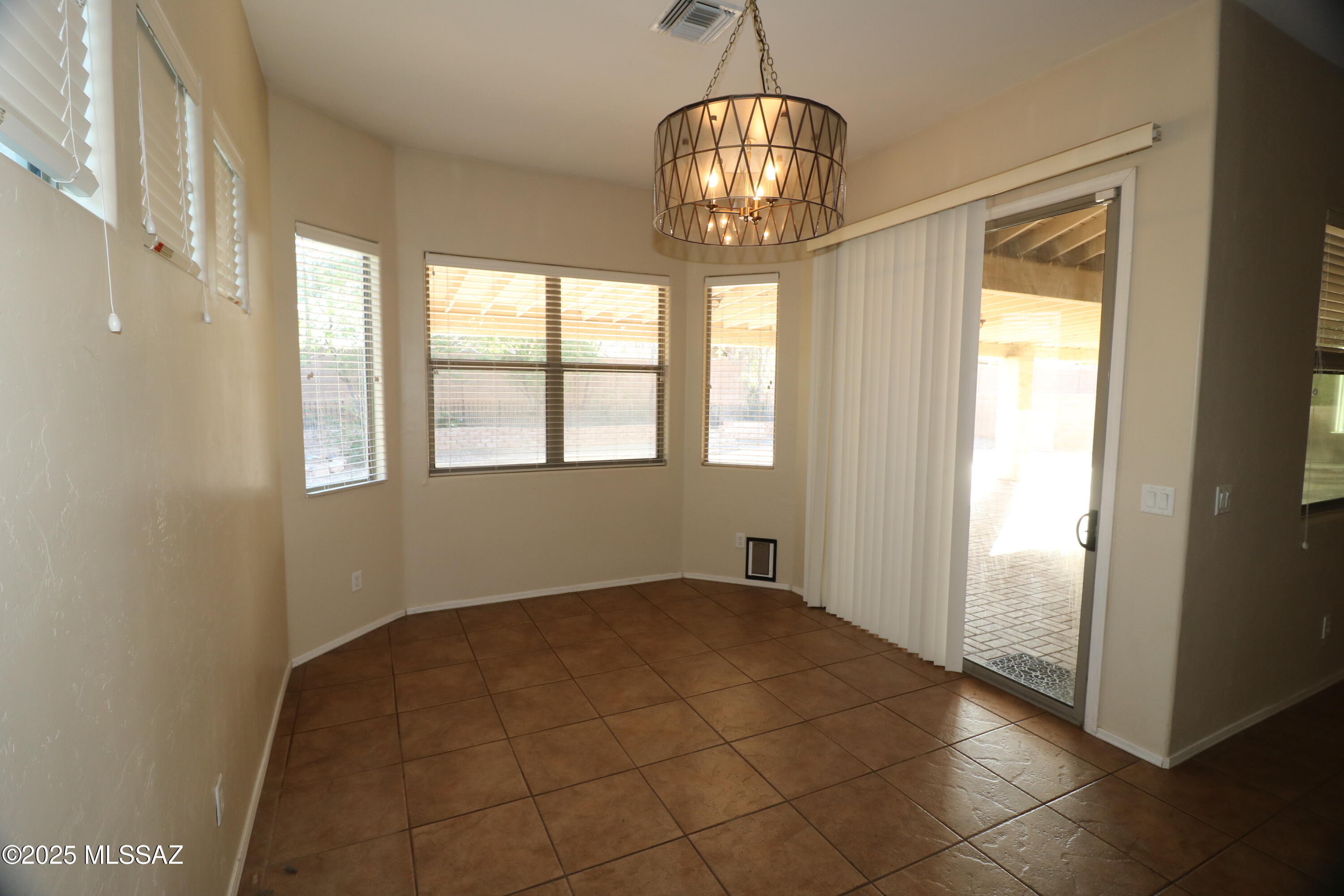 Continental Reserve Blk. 10 (1-69) - Residential