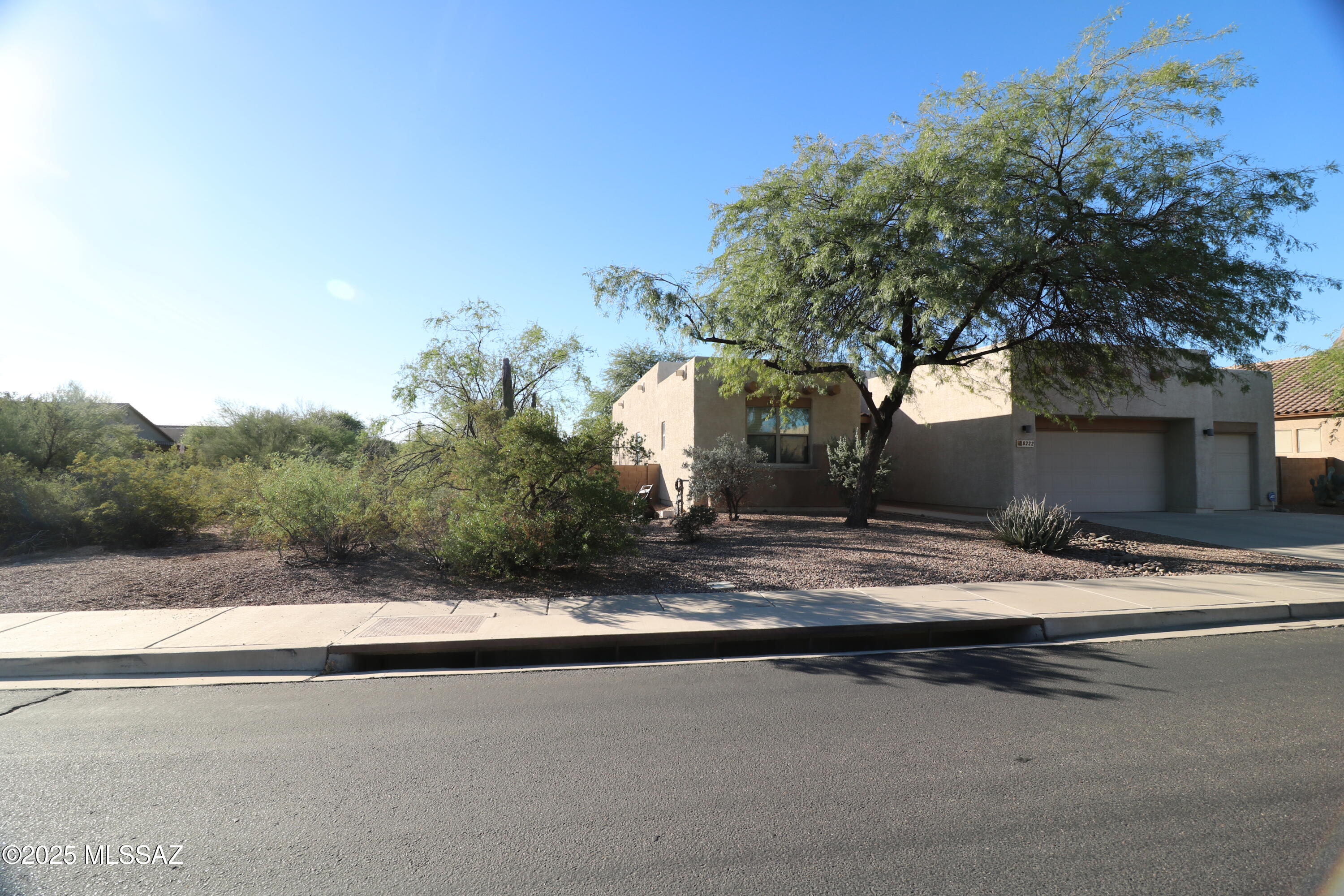 Continental Reserve Blk. 10 (1-69) - Residential