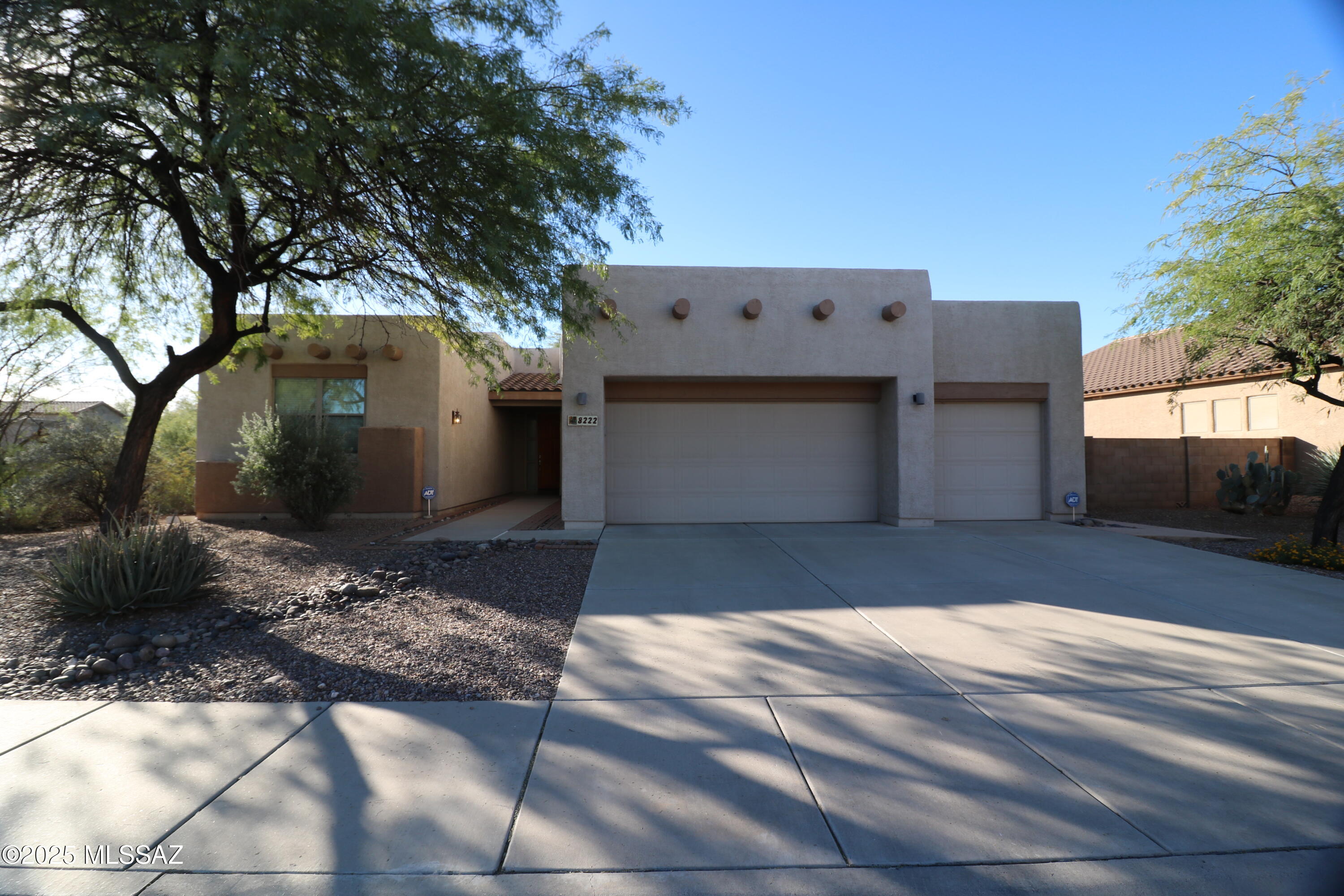 PRICE REDUCED!!!!  Welcome to this beautifully designed 3 bedroom split plan, with 2.5 baths, 3 car garage, and a peek-a-boo view of Sombrero Peak.  Enjoy ample living space with an open-concept living and dining area, perfect for family gatherings and entertaining guests. The open kitchen offers a large island with plenty of counter space, duel ovens and a gas cook top.  Large master offers walk out to covered patio, separate shower and tub, walk in closet and private water closet. You will enjoy the spacious 3 car garage and good sized back yard with a view of Sombrero Peak. Located just minutes from schools, shopping, parks, and major highways. Whether you're entertaining or enjoying quiet family time, this home is sure to meet all your needs