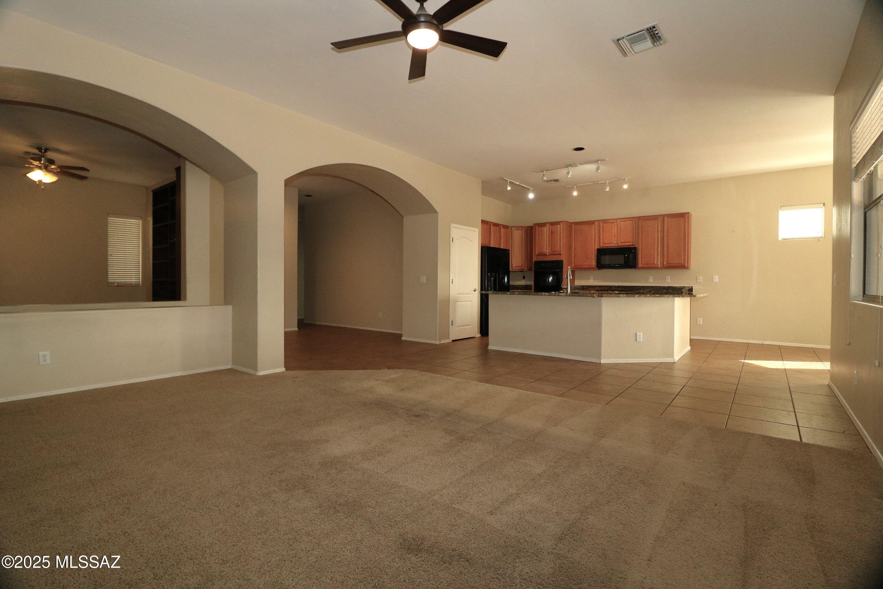 Continental Reserve Blk. 10 (1-69) - Residential