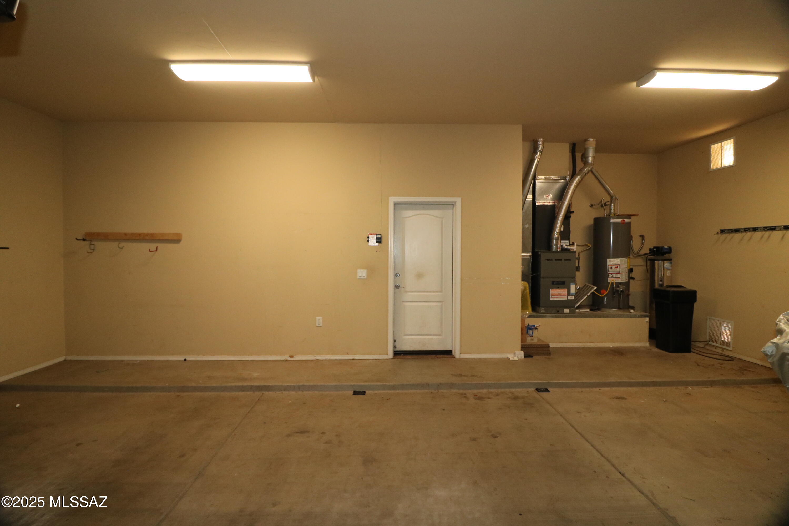 Continental Reserve Blk. 10 (1-69) - Residential