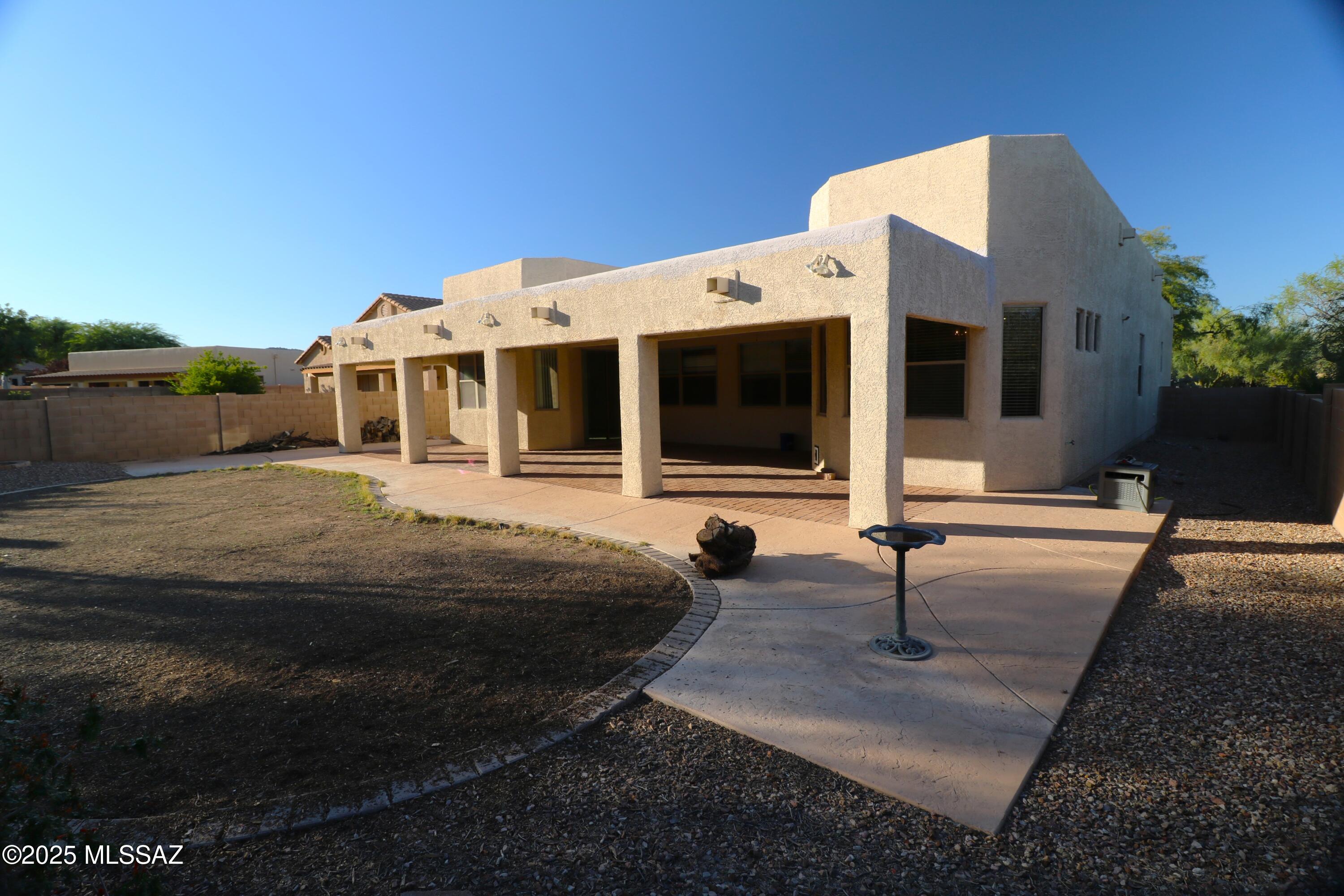 Continental Reserve Blk. 10 (1-69) - Residential