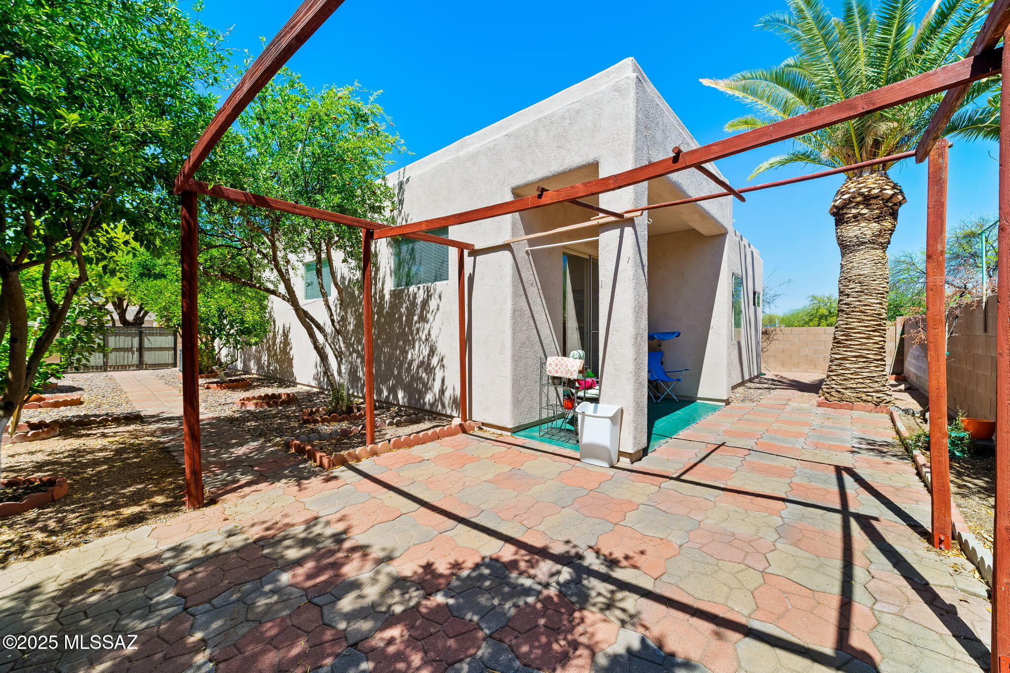 Rancho Esperero (1-343) - Residential