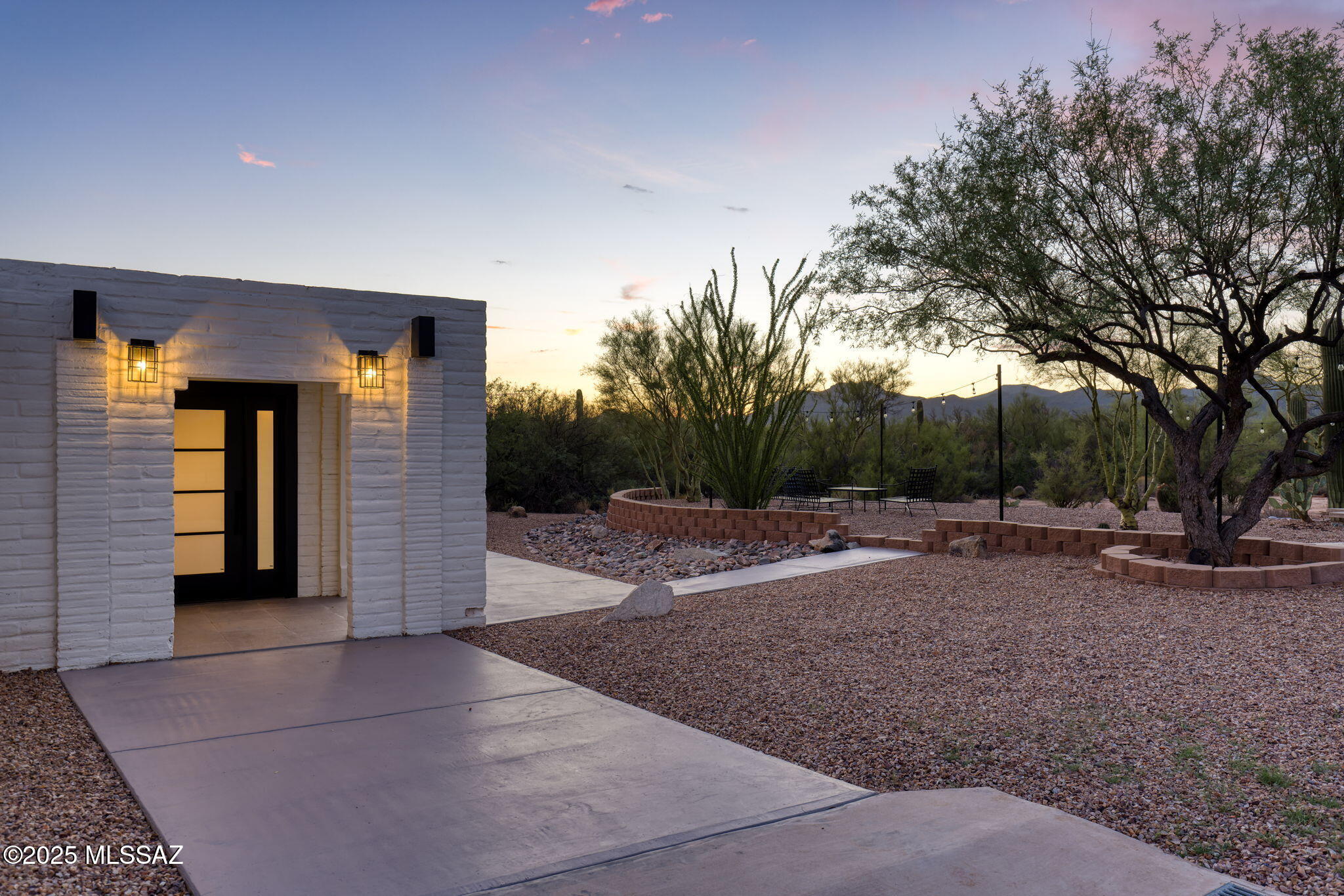 La Cholla Airpark - Residential