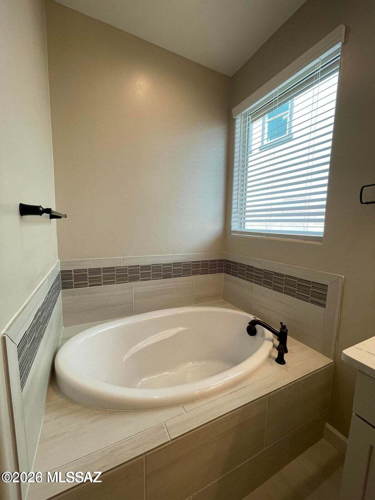 Saguaros Viejos East Phase 1 - Residential Lease