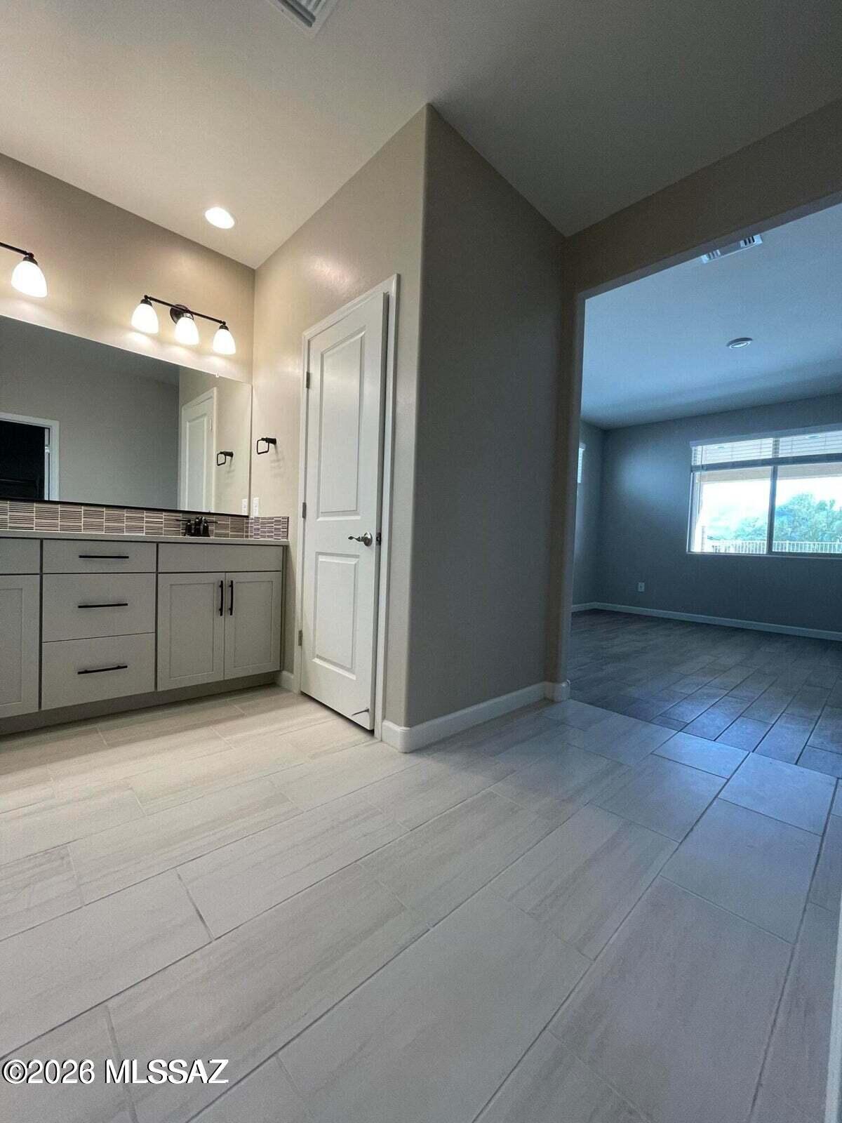Saguaros Viejos East Phase 1 - Residential Lease