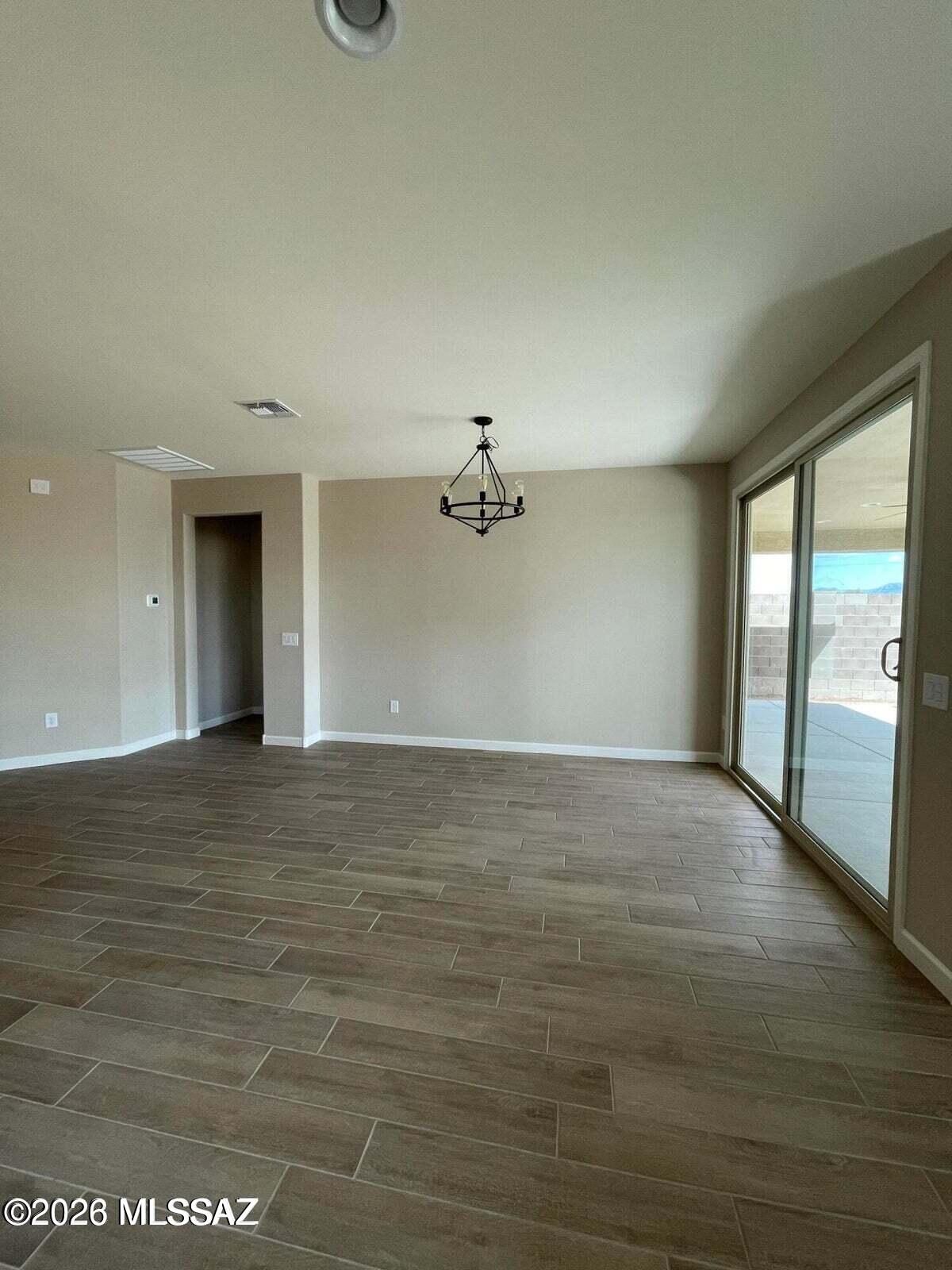 Saguaros Viejos East Phase 1 - Residential Lease